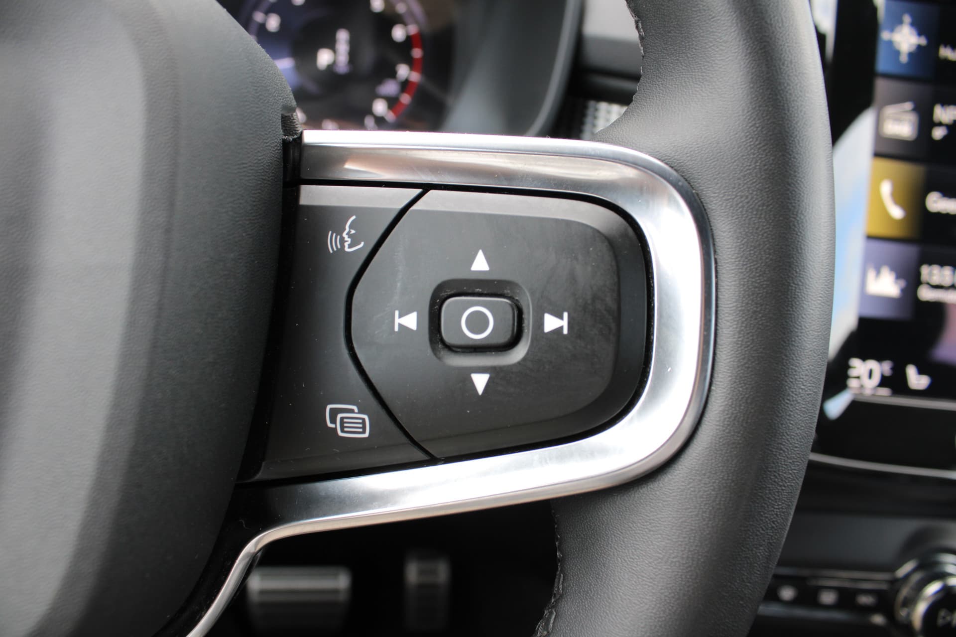 Volvo XC40 T3 Automaat R-Design thumbnail 24