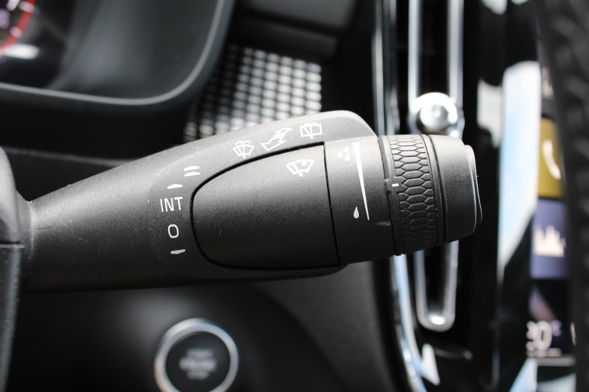 Volvo XC40 T3 Automaat R-Design thumbnail 25