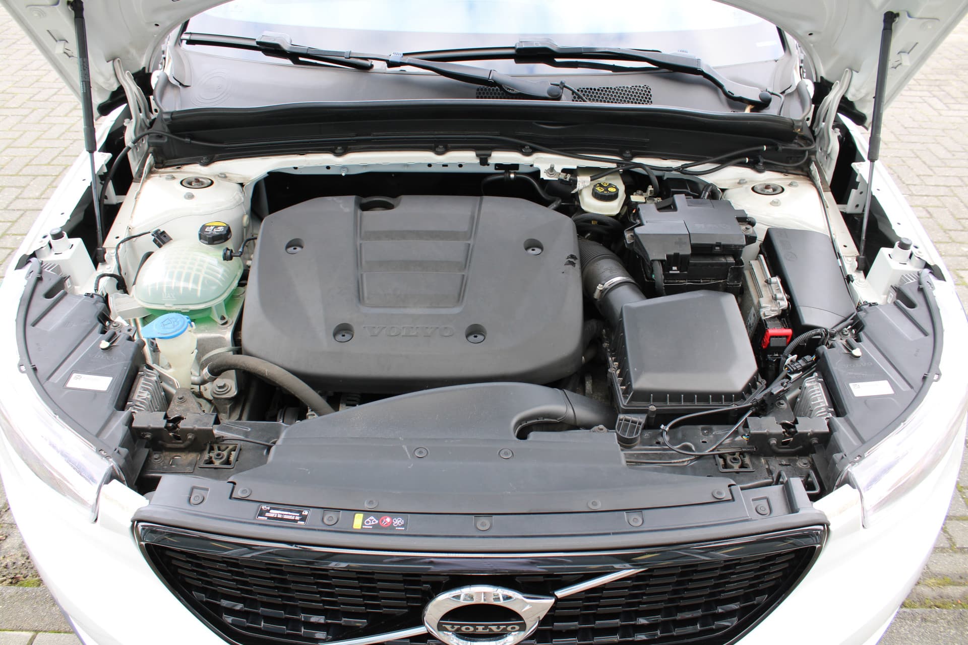 Volvo XC40 T3 Automaat R-Design thumbnail 37