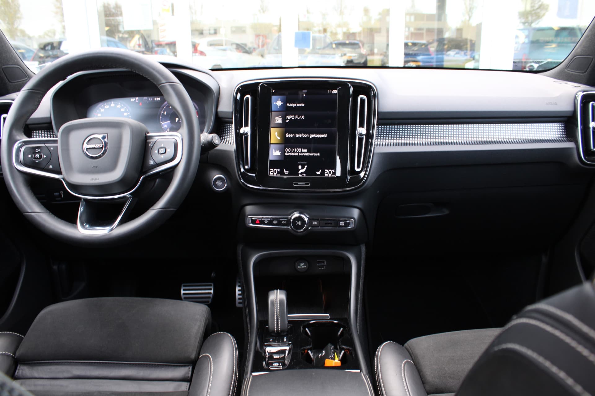 Volvo XC40 T3 Automaat R-Design thumbnail 39