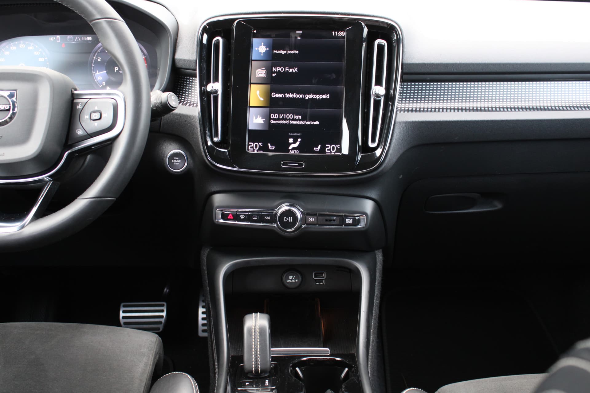 Volvo XC40 T3 Automaat R-Design thumbnail 40