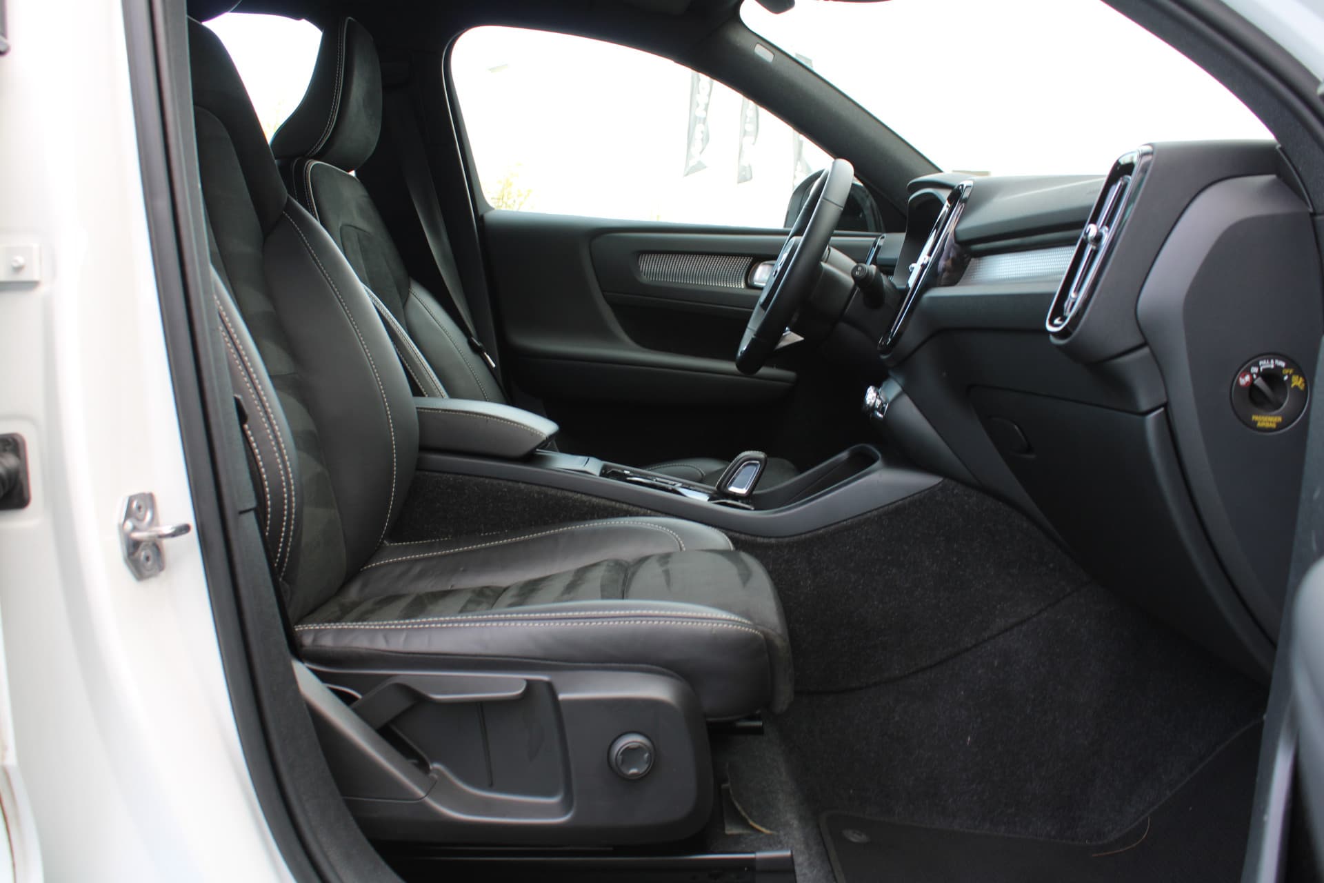 Volvo XC40 T3 Automaat R-Design thumbnail 51