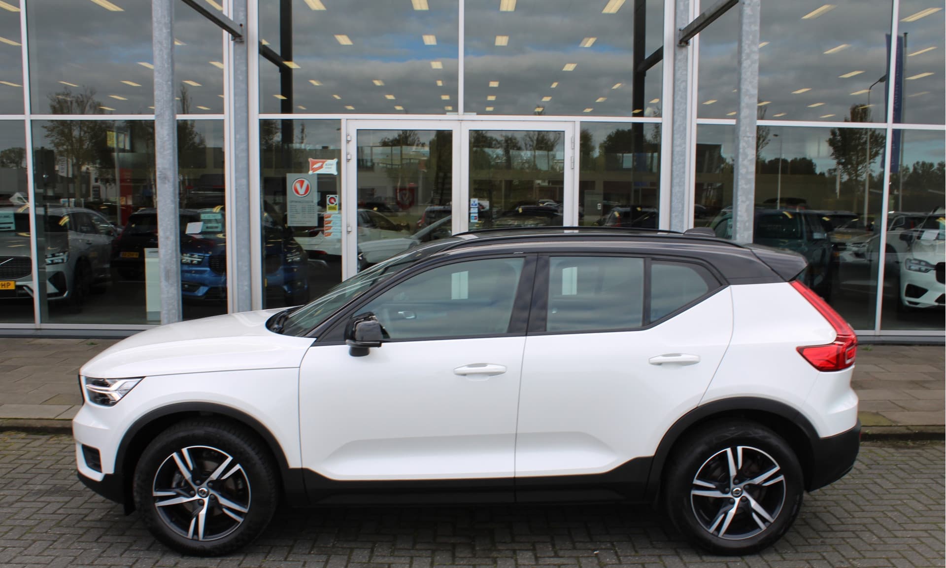 Volvo XC40 T3 Automaat R-Design thumbnail 57