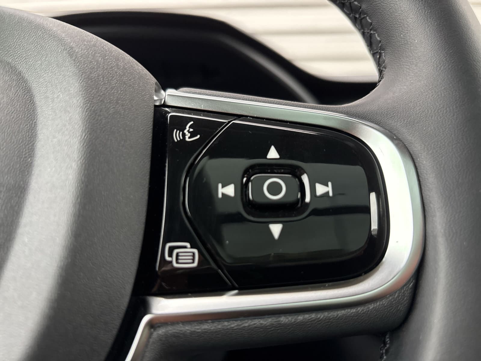 Volvo XC90 2.0 T8 Recharge AWD Ultimate Dark / Luchtvering / Trekhaak / 360 Camera / thumbnail 21