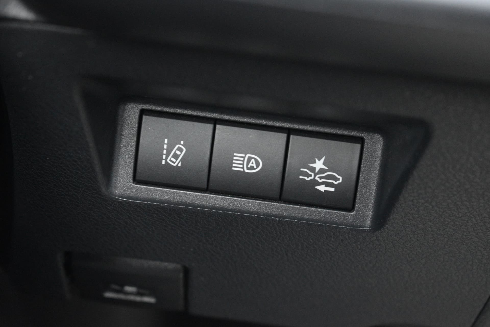 Toyota Yaris 1.5 Hybrid Dynamic Limited Automaat 100pk thumbnail 4