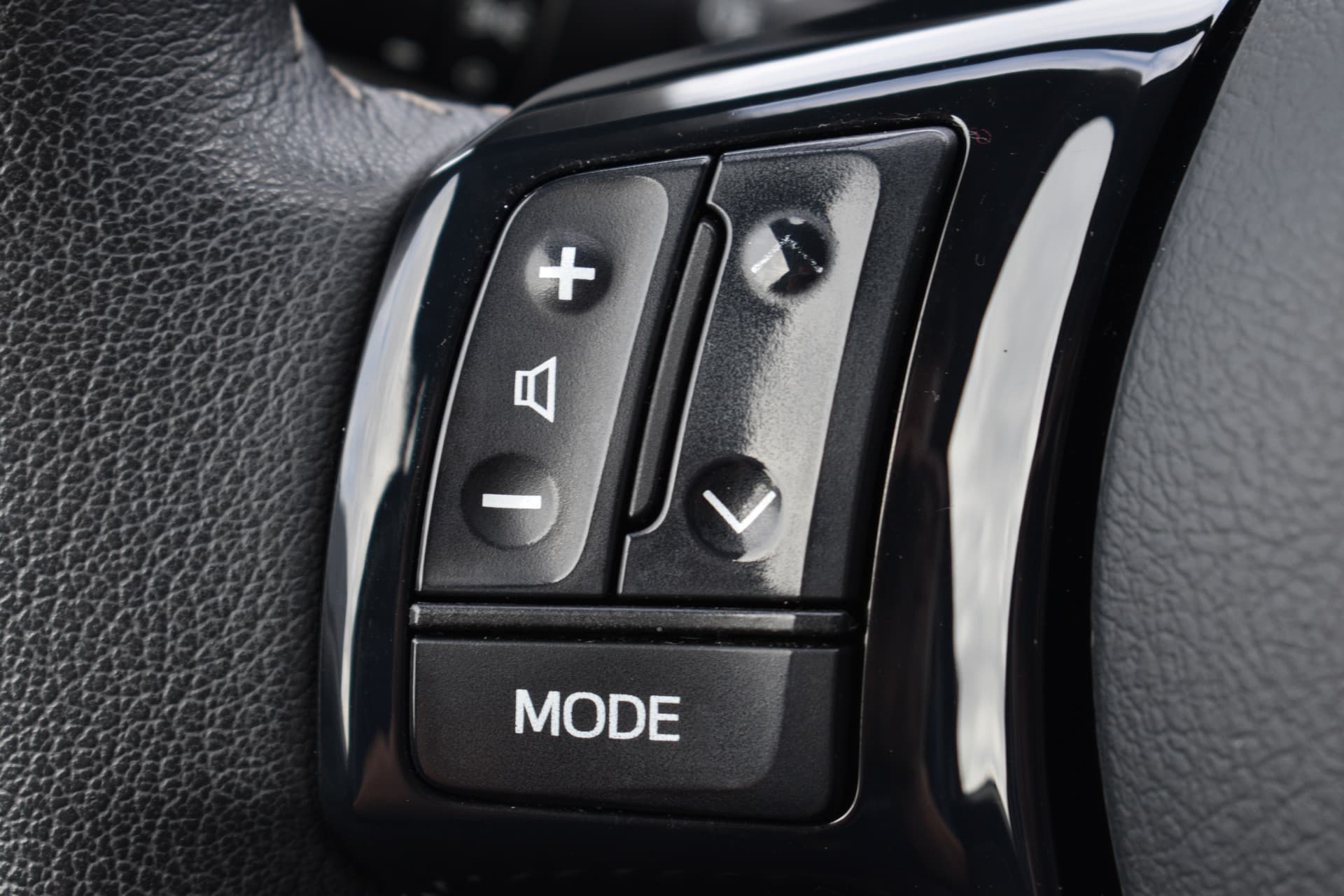 Toyota Yaris 1.5 Hybrid Dynamic Limited Automaat 100pk thumbnail 7