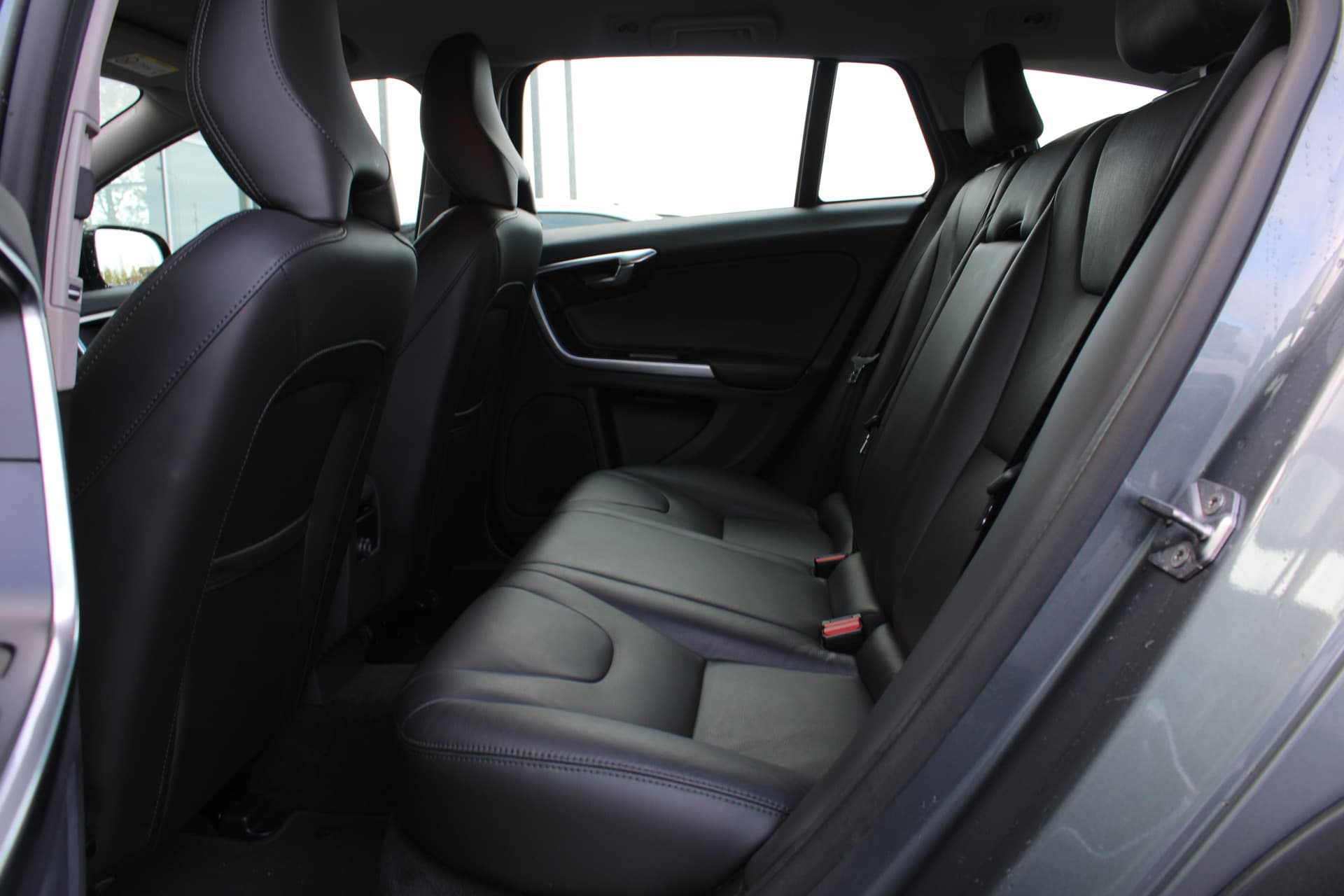 Volvo V60 Cross Country D4 Nordic+ thumbnail 14