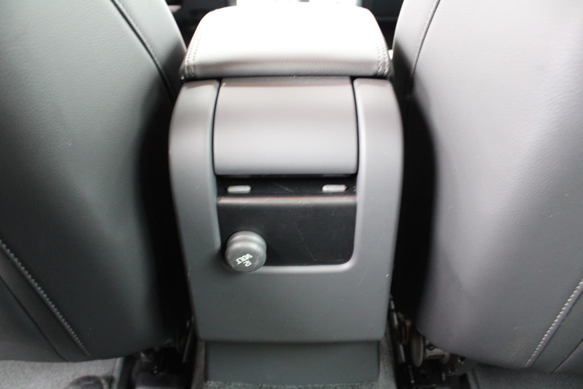 Volvo V60 Cross Country D4 Nordic+ thumbnail 15