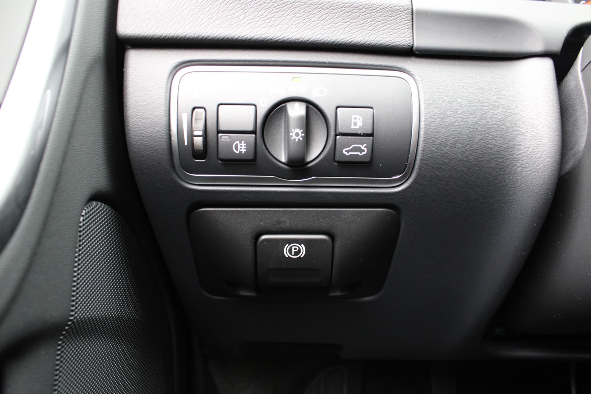 Volvo V60 Cross Country D4 Nordic+ thumbnail 18