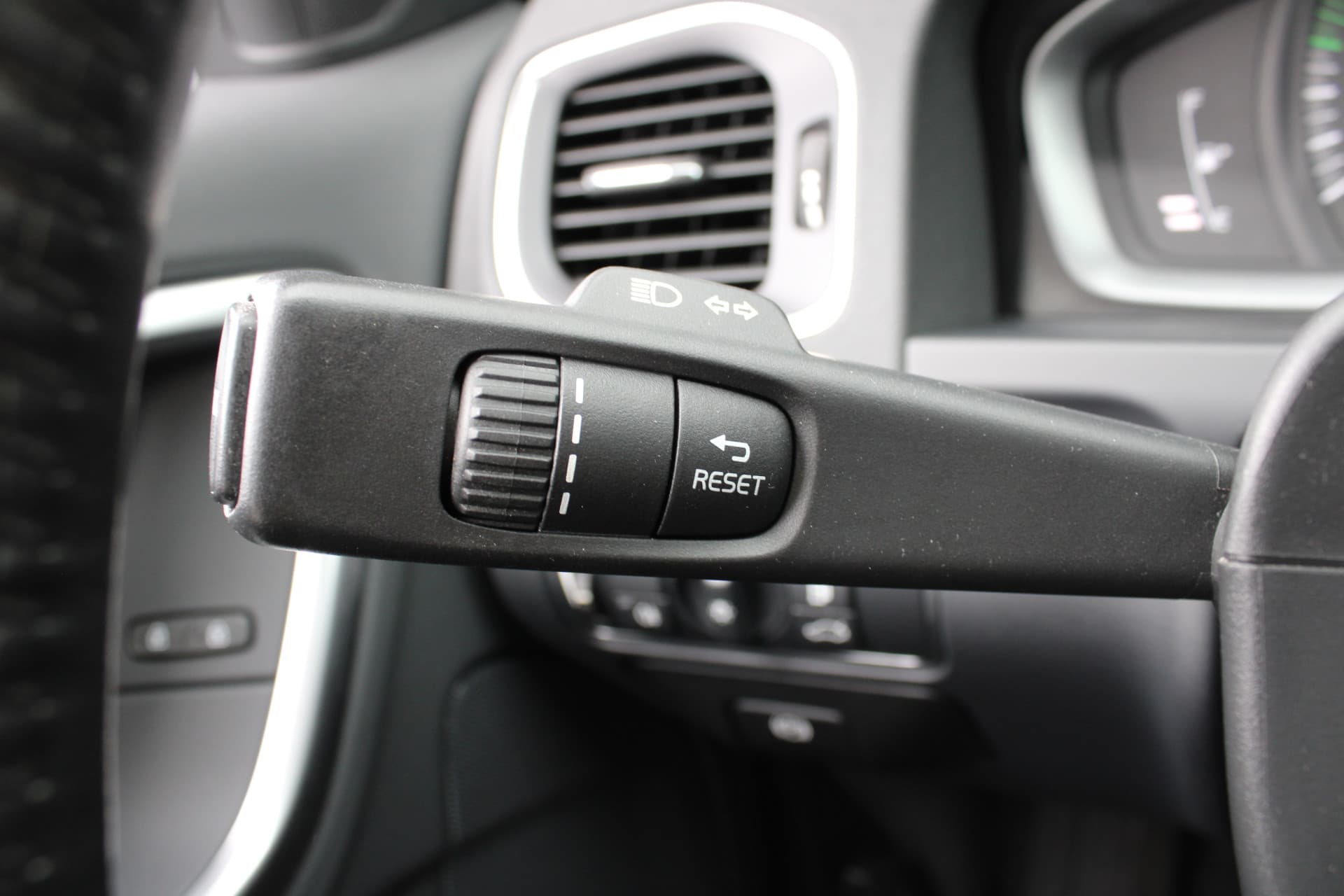 Volvo V60 Cross Country D4 Nordic+ thumbnail 19