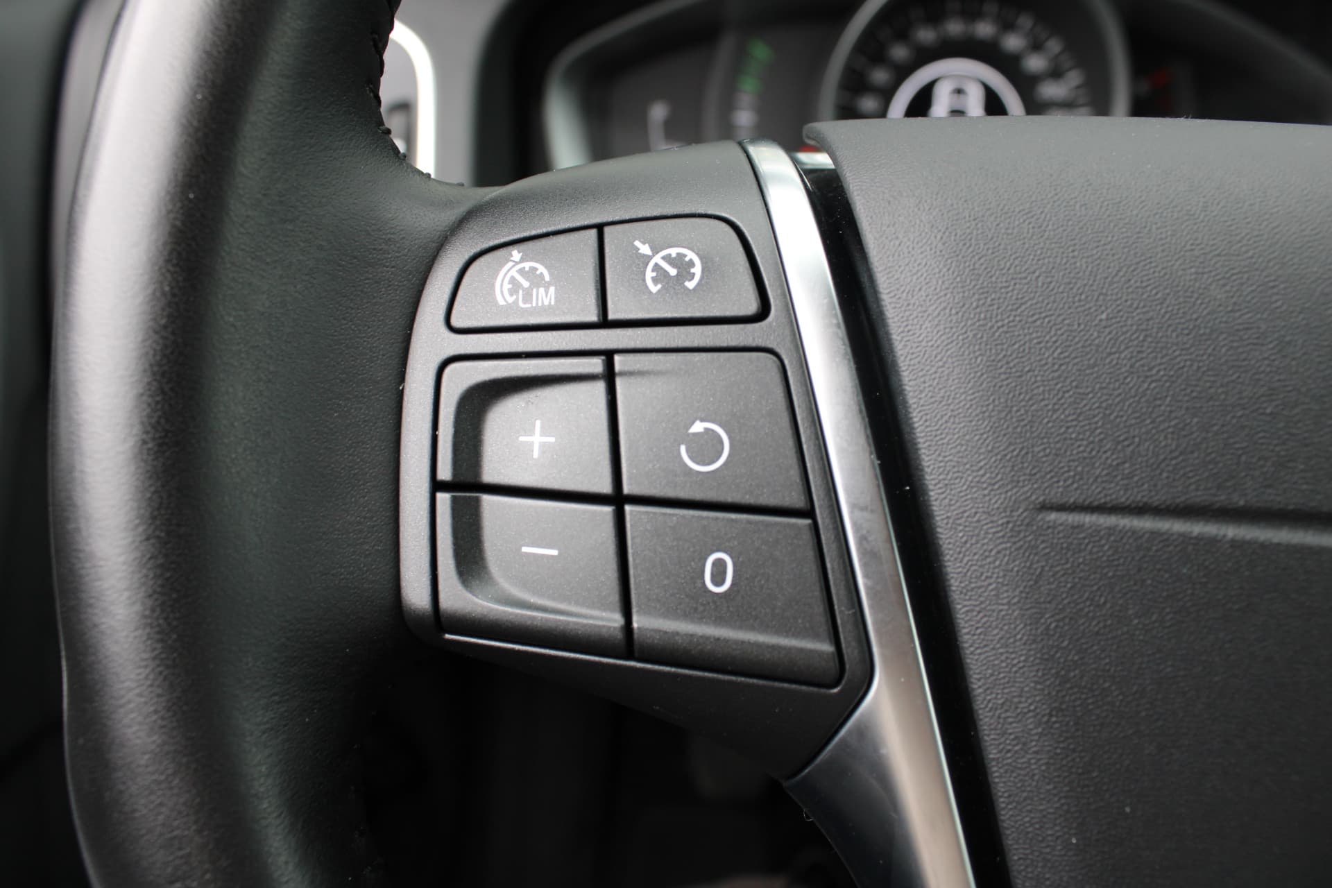 Volvo V60 Cross Country D4 Nordic+ thumbnail 20