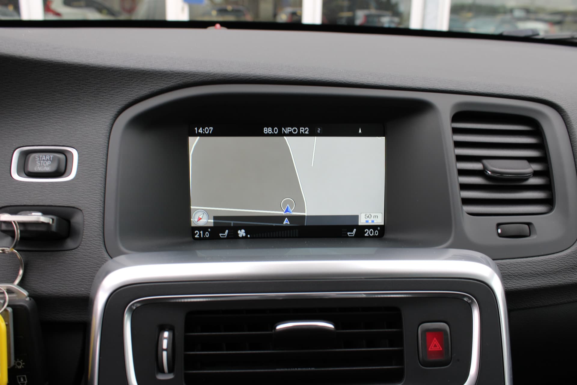 Volvo V60 Cross Country D4 Nordic+ thumbnail 25