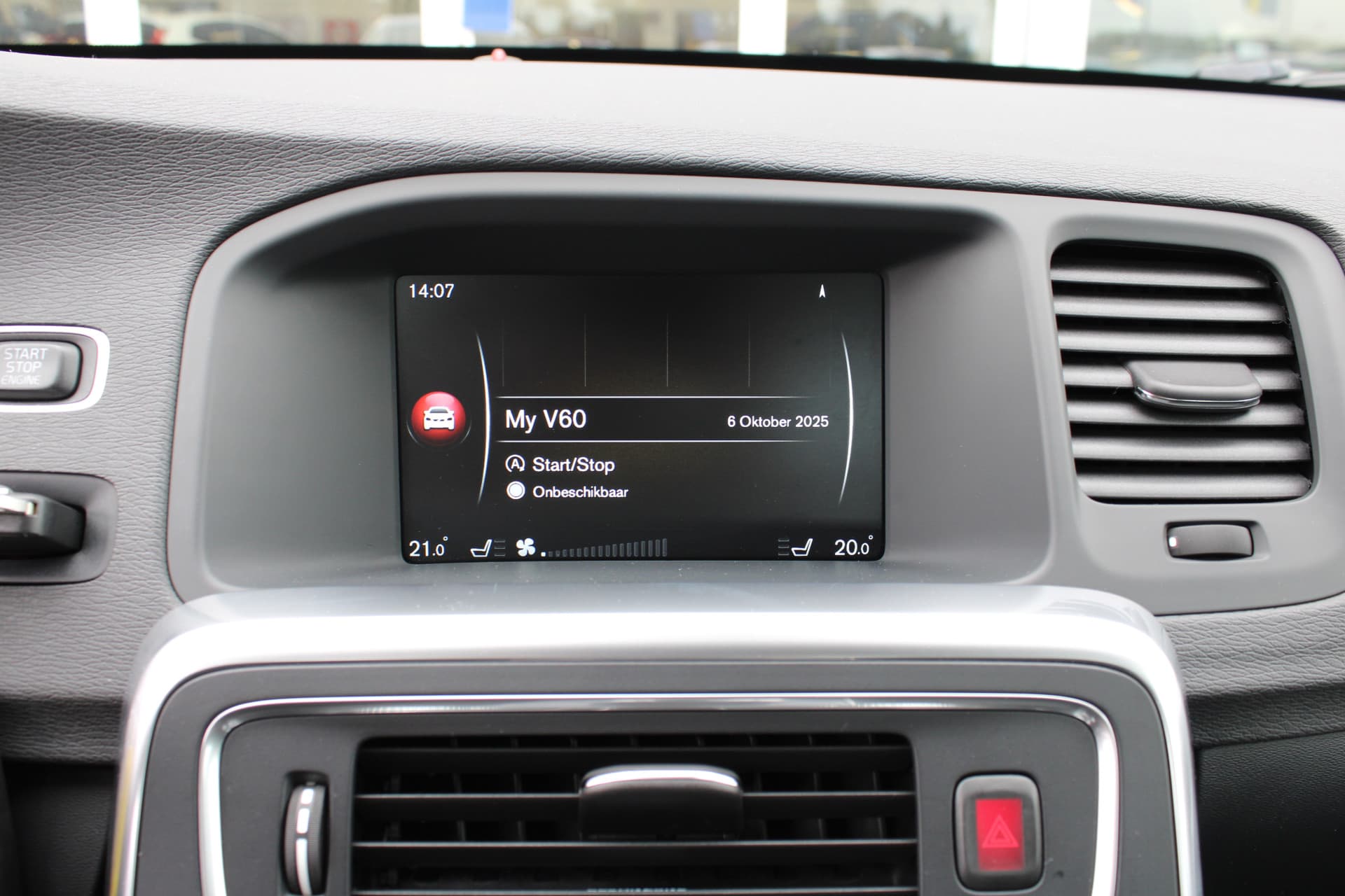 Volvo V60 Cross Country D4 Nordic+ thumbnail 28