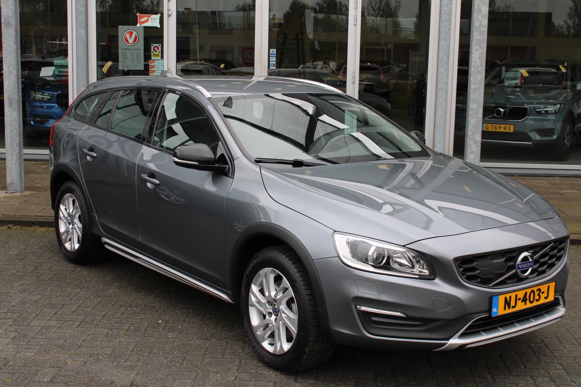 Volvo V60 Cross Country D4 Nordic+ thumbnail 31
