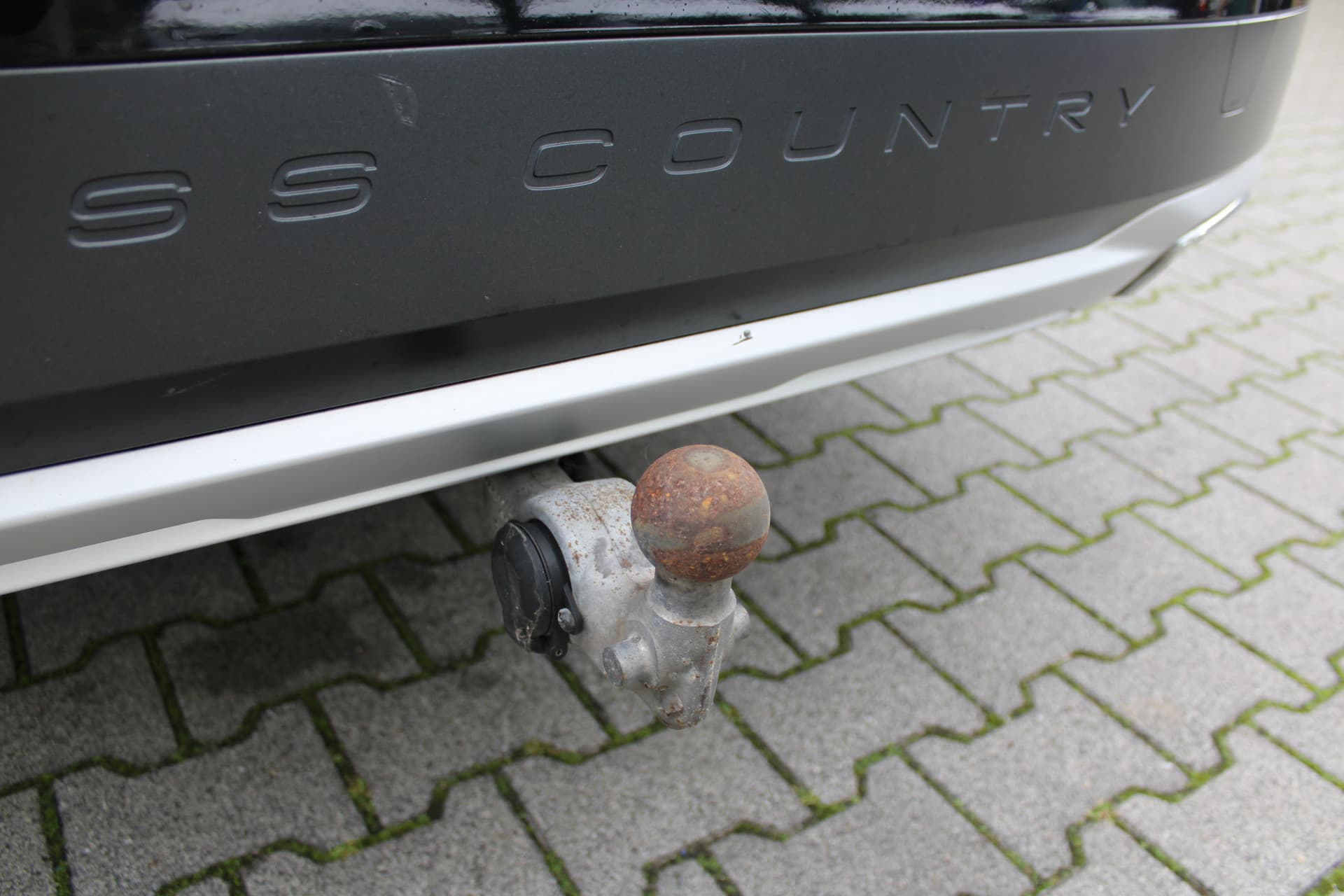 Volvo V90 Cross Country T5 AWD 90th Anniversary Edition thumbnail 15