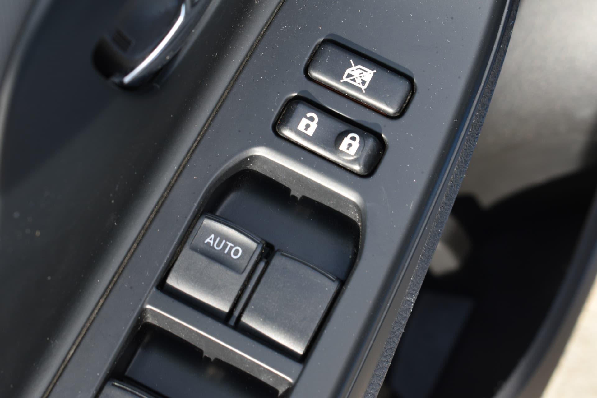 Toyota Yaris 1.5 Hybrid Dynamic Automaat 100pk thumbnail 2