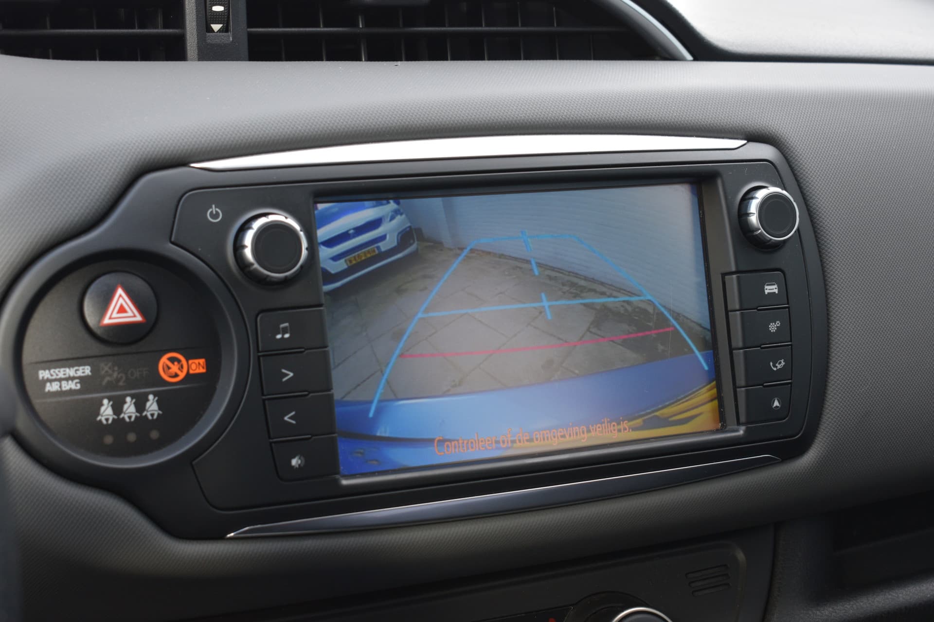 Toyota Yaris 1.5 Hybrid Dynamic Automaat 100pk thumbnail 10