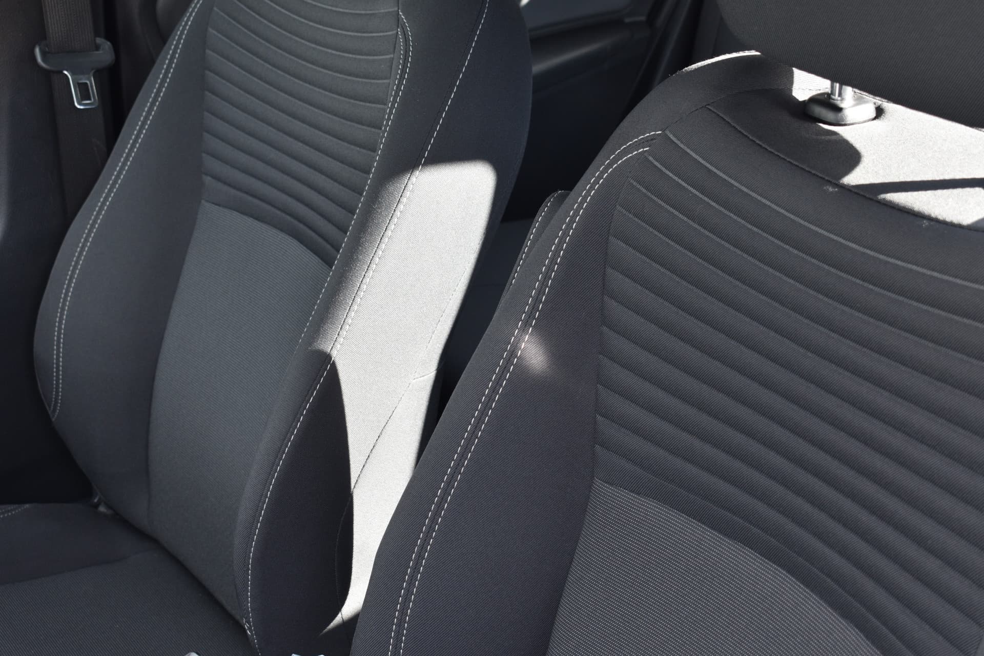 Toyota Yaris 1.5 Hybrid Dynamic Automaat 100pk thumbnail 17