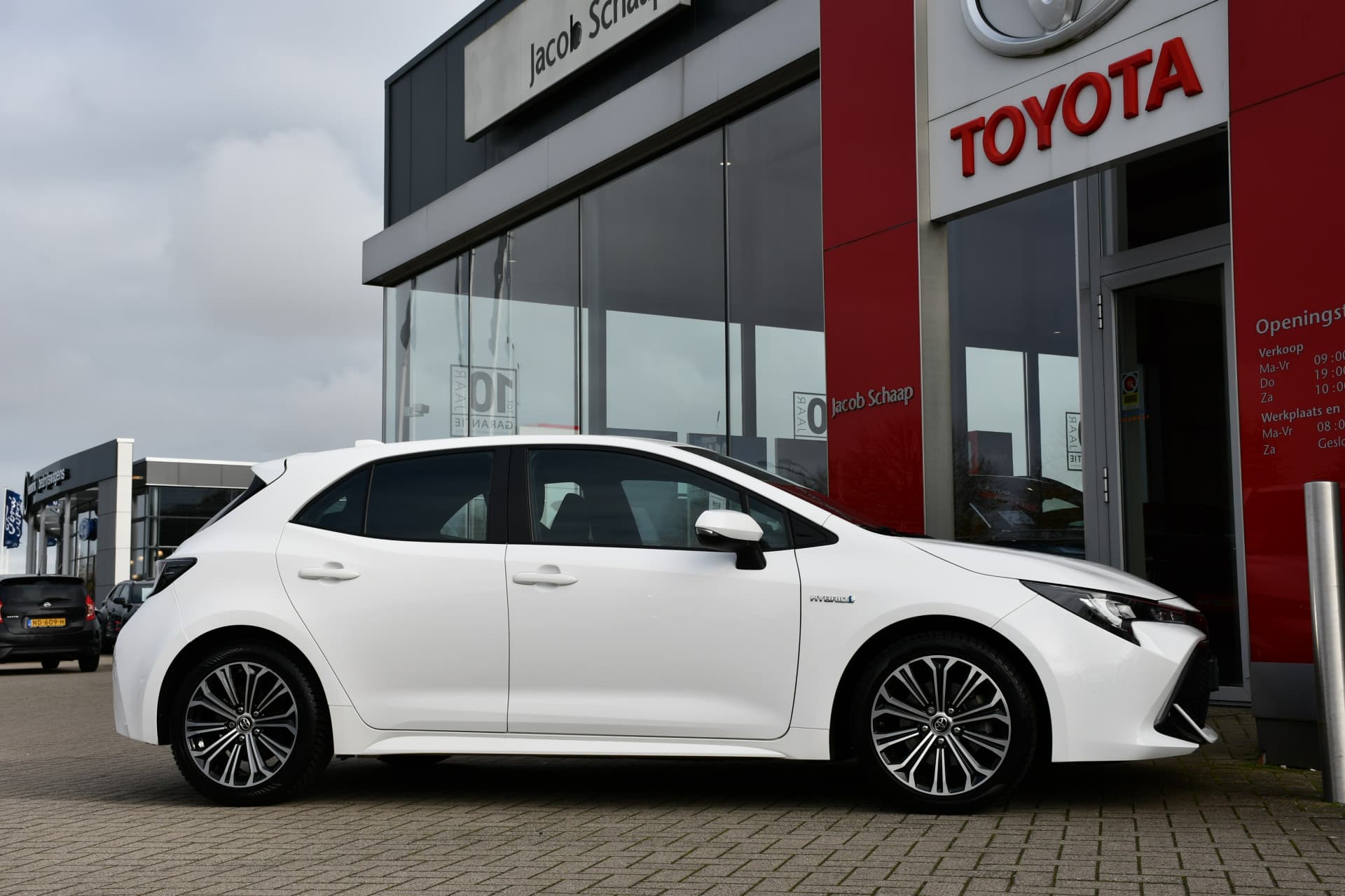 Toyota Corolla 2.0 Hybrid Dynamic Automaat 180pk thumbnail 20