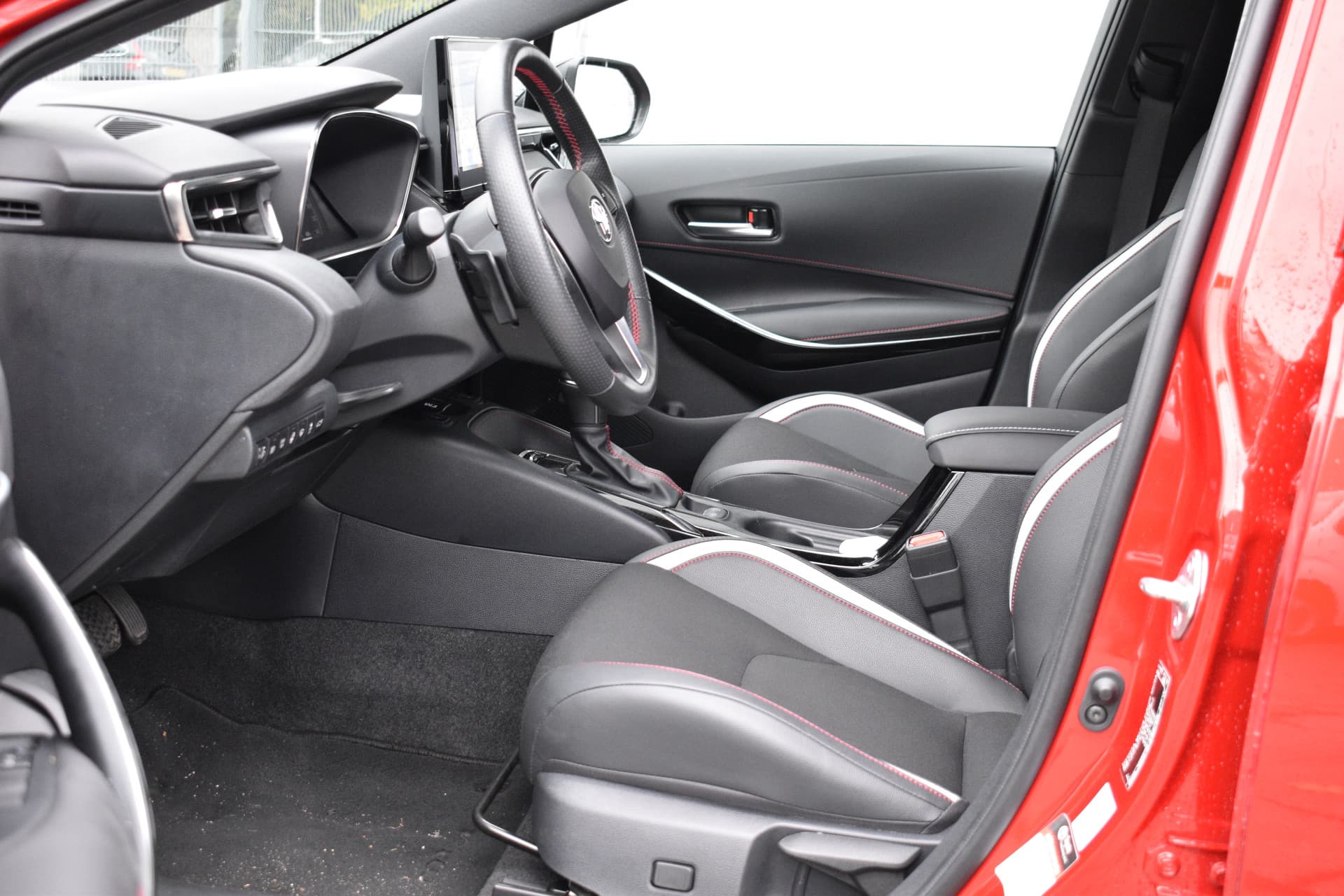 Toyota Corolla Touring Sports 2.0 Hybrid GR Sport Plus Limited Automaat 197pk thumbnail 8