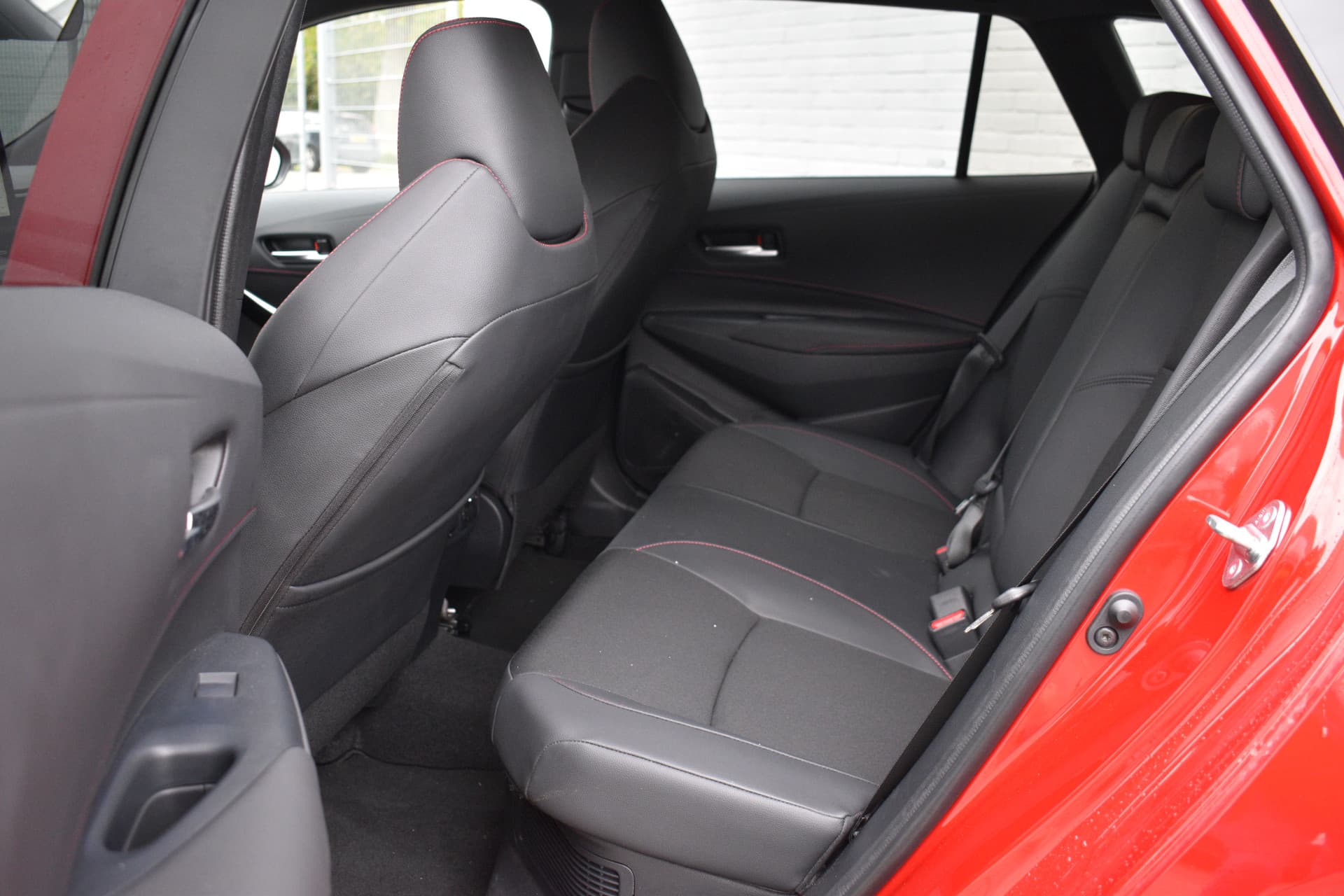 Toyota Corolla Touring Sports 2.0 Hybrid GR Sport Plus Limited Automaat 197pk thumbnail 20