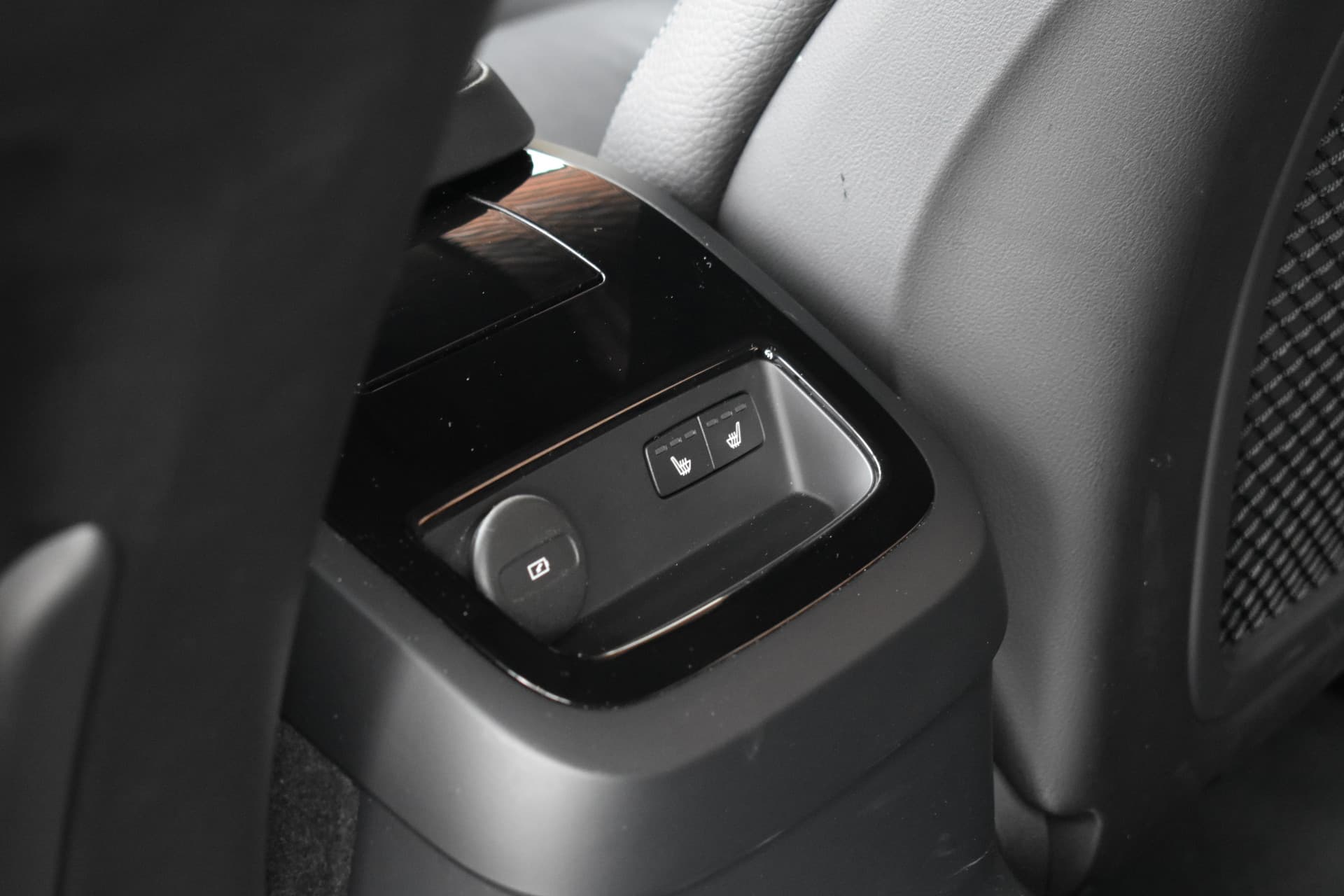 Volvo V90 T6 350PK Plug-in hybrid AWD Core Bright Long Range thumbnail 7