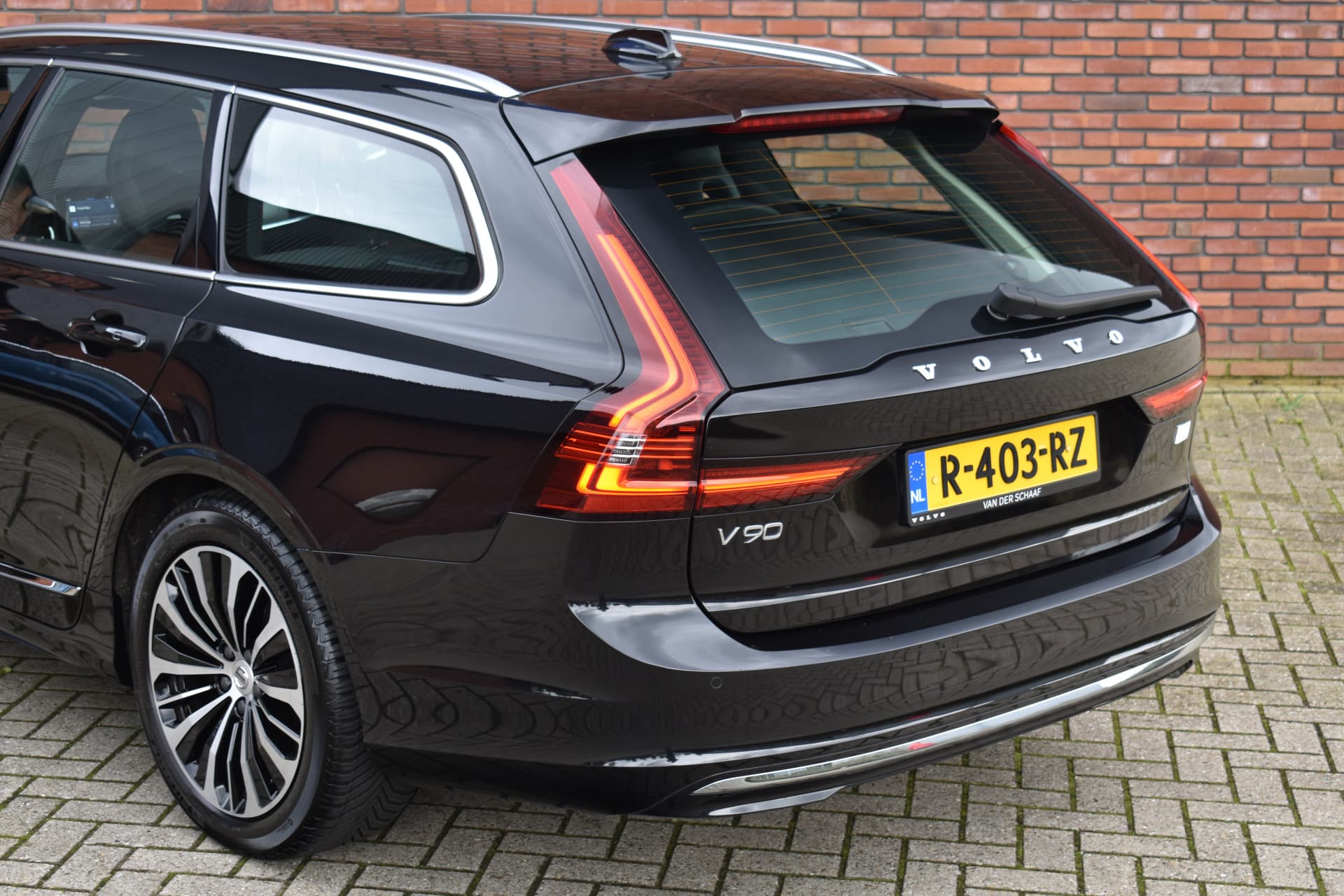 Volvo V90 T6 350PK Plug-in hybrid AWD Core Bright Long Range thumbnail 10
