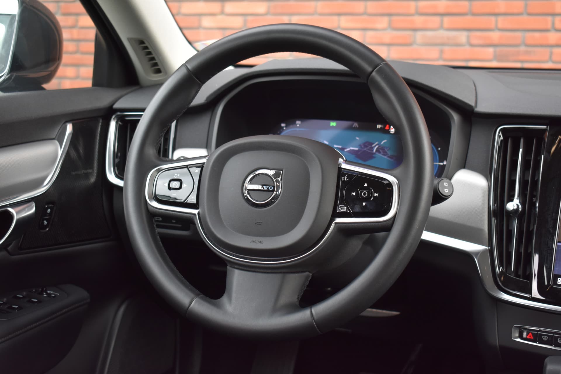 Volvo V90 T6 350PK Plug-in hybrid AWD Core Bright Long Range thumbnail 15