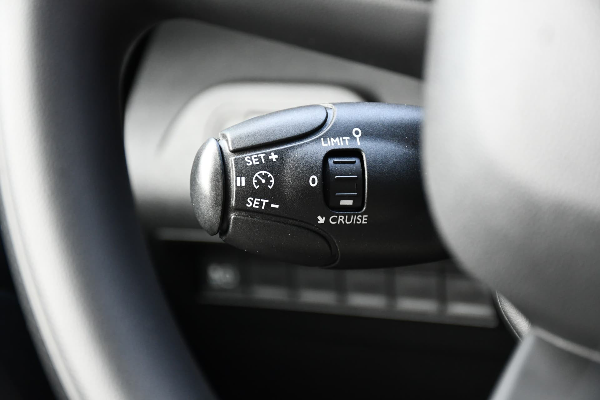 Toyota ProAce CITY Electric Live 50 kWh Automaat 136pk thumbnail 4