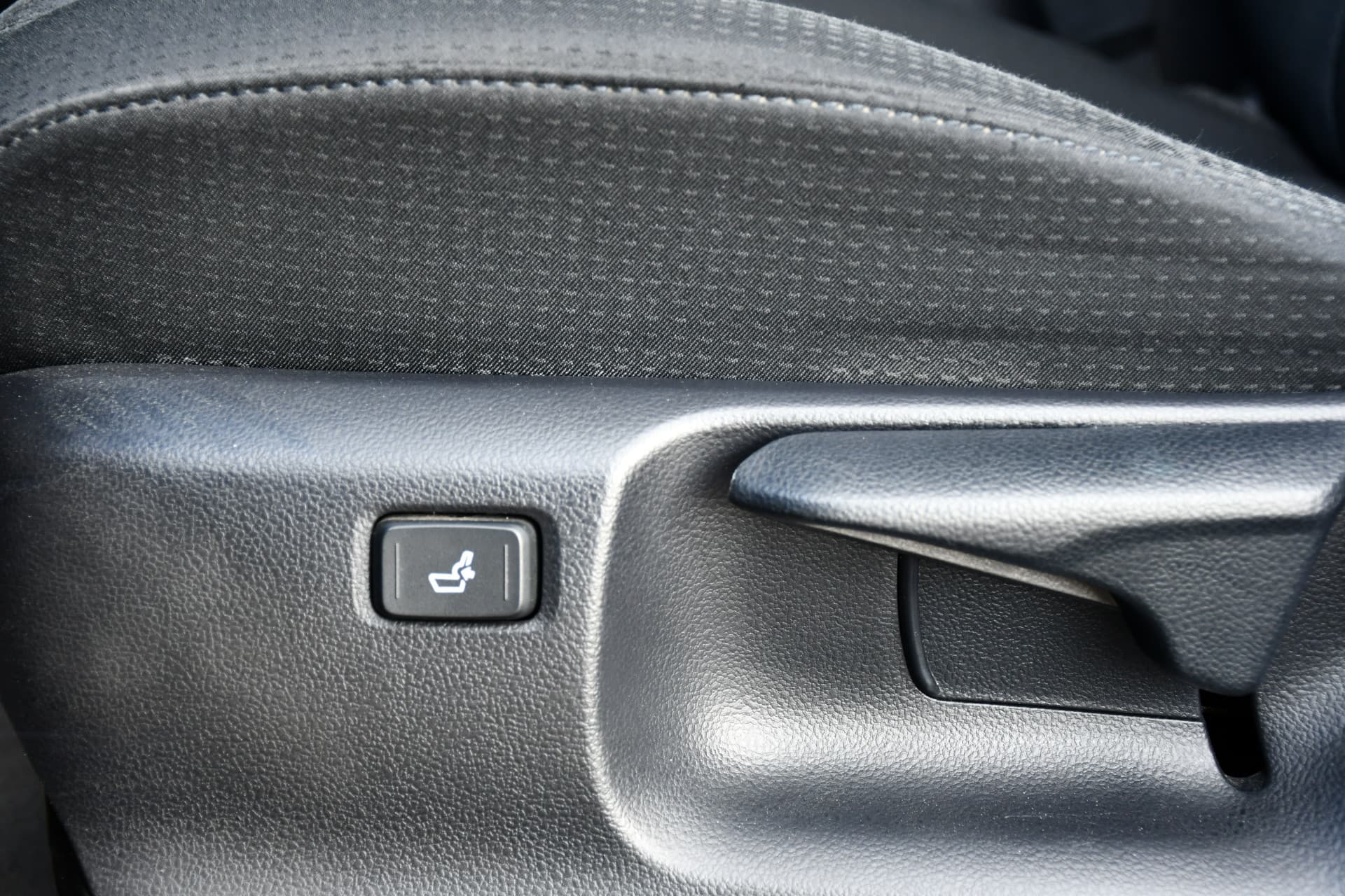 Toyota Prius 1.8 Aspiration Automaat 122pk thumbnail 5