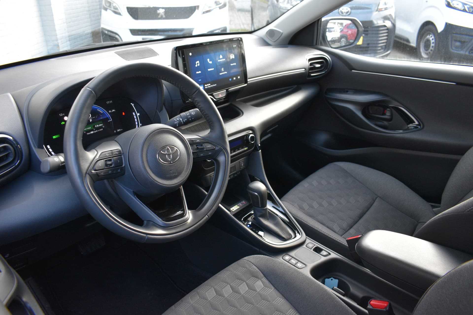 Toyota Yaris 1.5 Hybrid 115 First Edition Limited Automaat 116pk thumbnail 19