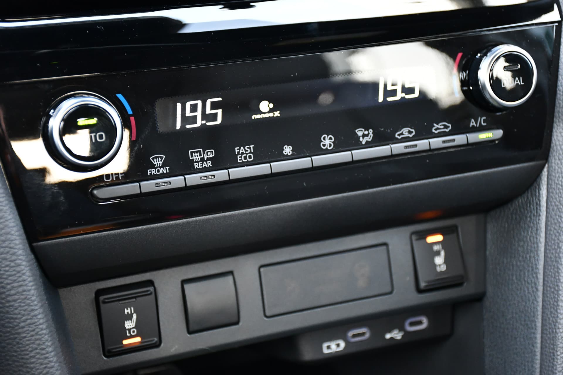 Toyota Yaris Cross 1.5 Hybrid 130 Executive Automaat 130Pk thumbnail 9