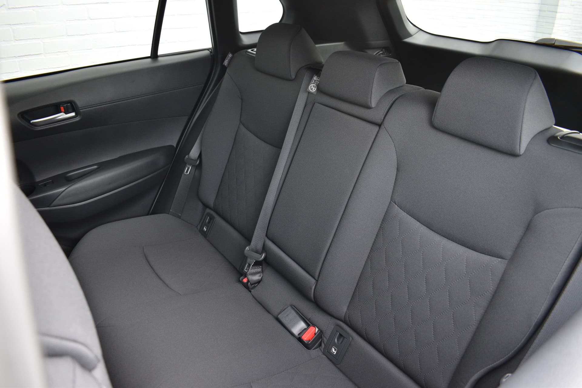 Toyota Corolla Cross Hybrid 140 Dynamic Automaat 140pk thumbnail 21