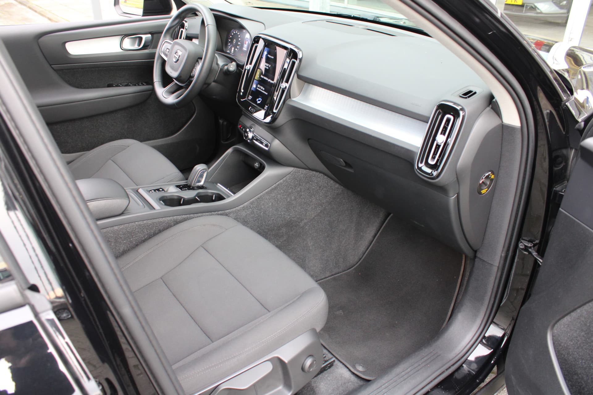 Volvo XC40 T2 Automaat Business Pro thumbnail 30