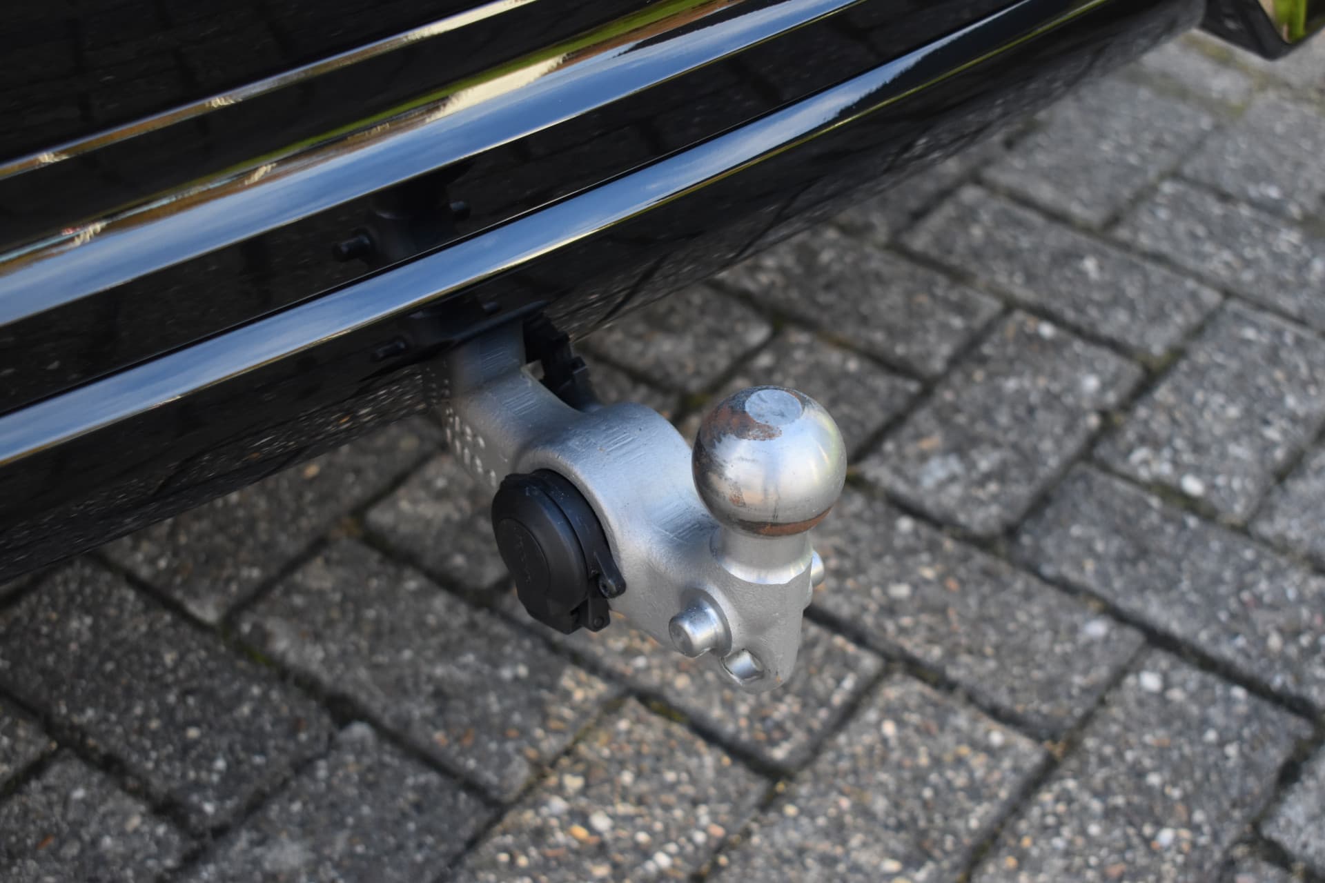 Volvo XC60 T6 AWD 350PK Plug-in Hybrid Ultra Dark thumbnail 18