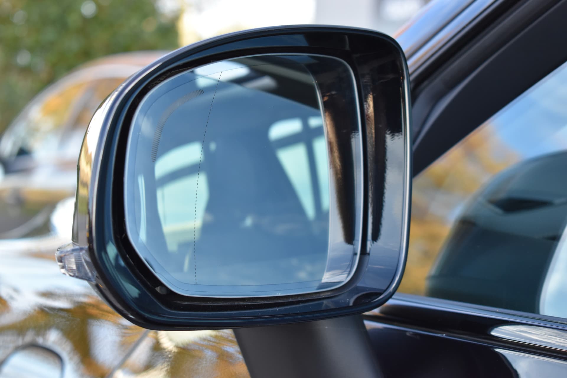 Volvo XC60 T6 AWD 350PK Plug-in Hybrid Ultra Dark thumbnail 27