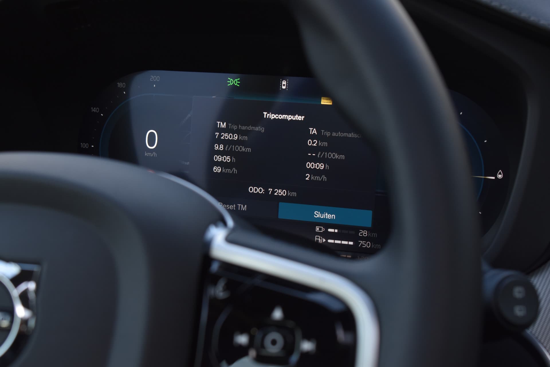 Volvo XC60 T6 AWD 350PK Plug-in Hybrid Ultra Dark thumbnail 34