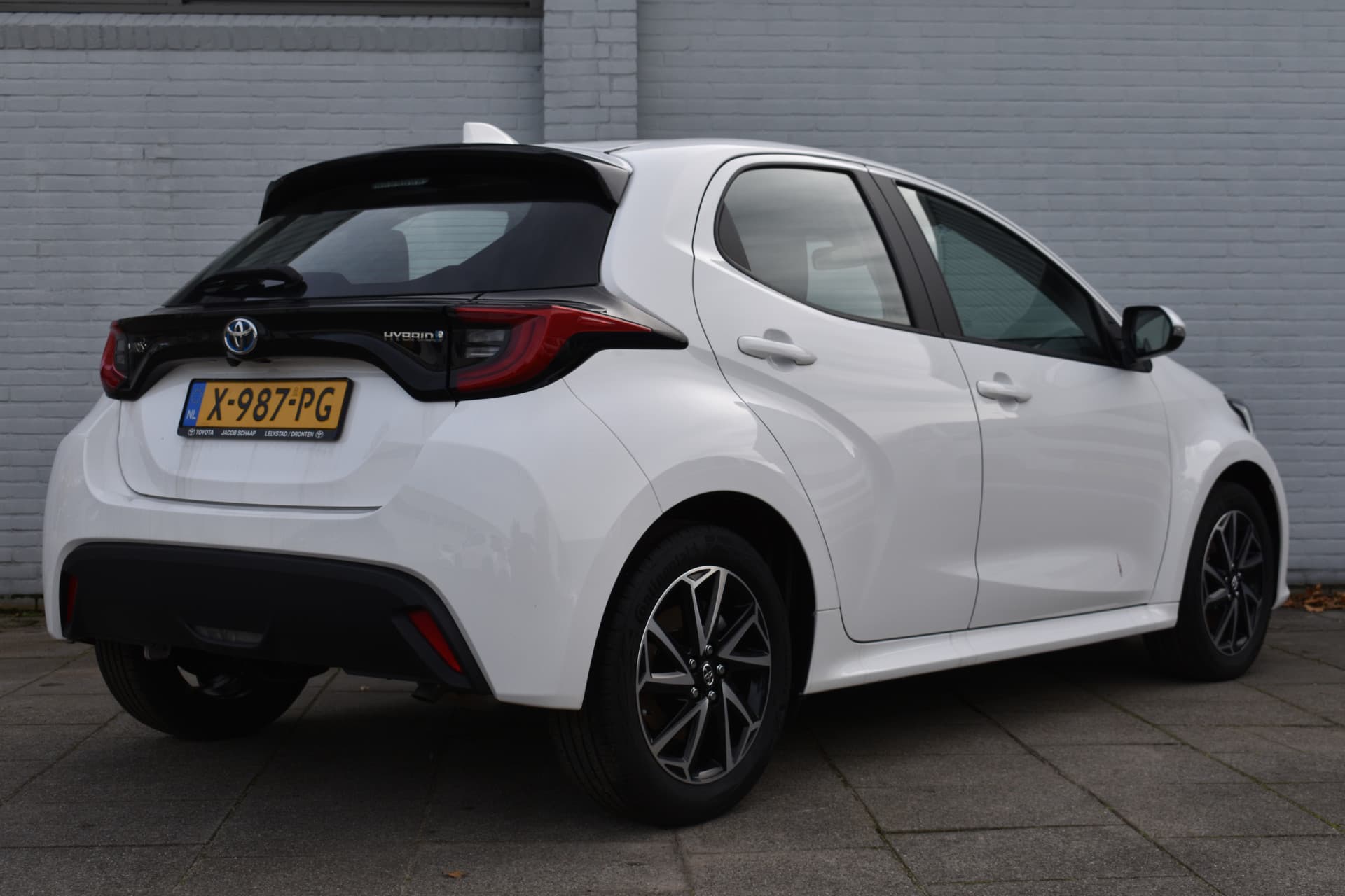 Toyota Yaris 1.5 Hybrid Dynamic Automaat 116pk thumbnail 4