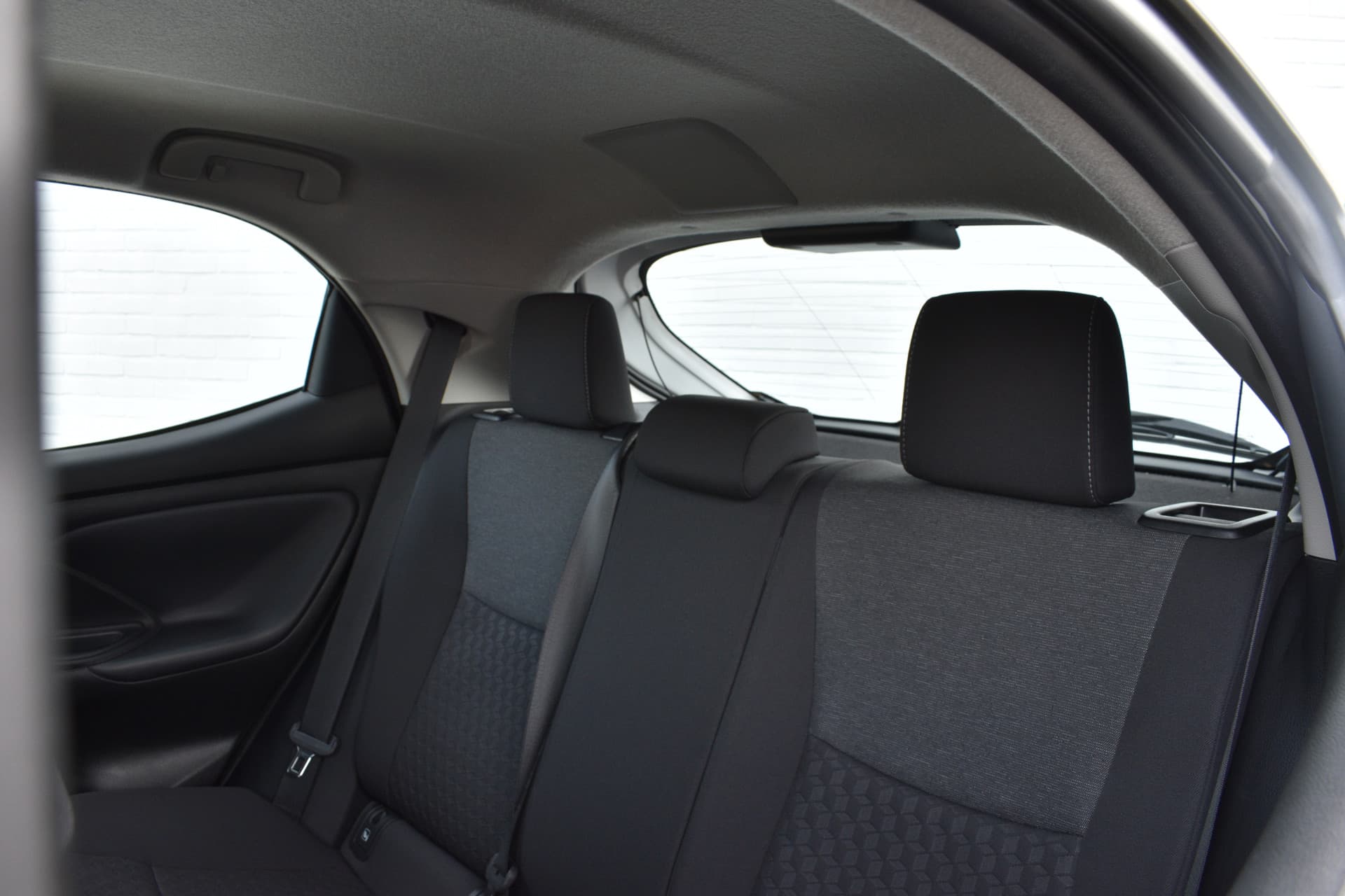 Toyota Yaris 1.5 Hybrid Dynamic Automaat 116pk thumbnail 5