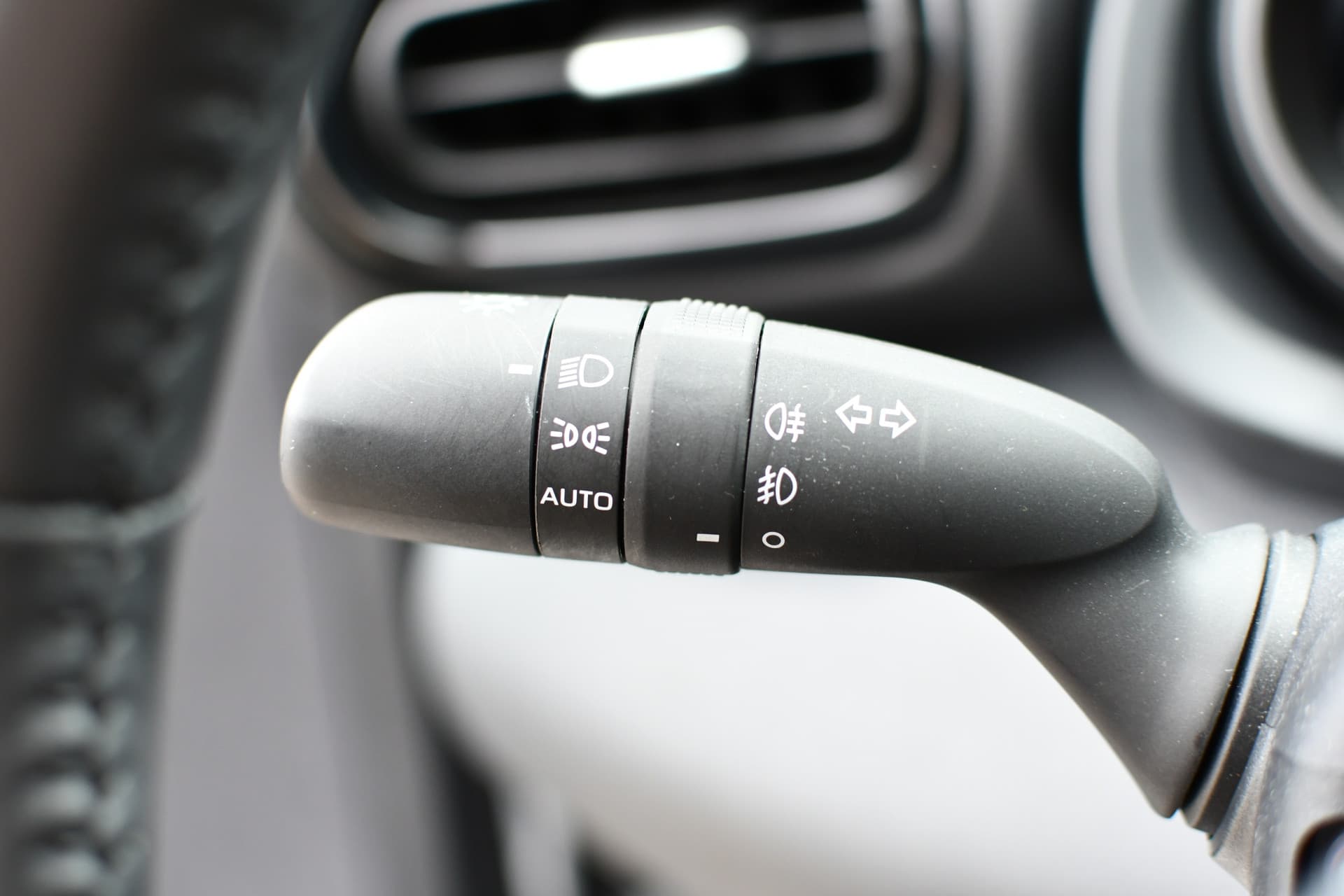 Toyota Yaris 1.5 Hybrid Dynamic Automaat 116pk thumbnail 11