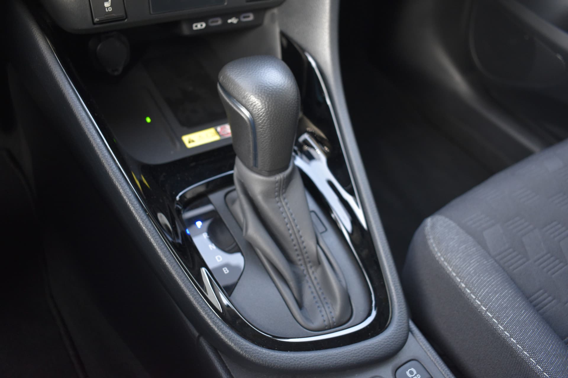 Toyota Yaris 1.5 Hybrid 115 First Edition Limited Automaat 116pk thumbnail 10