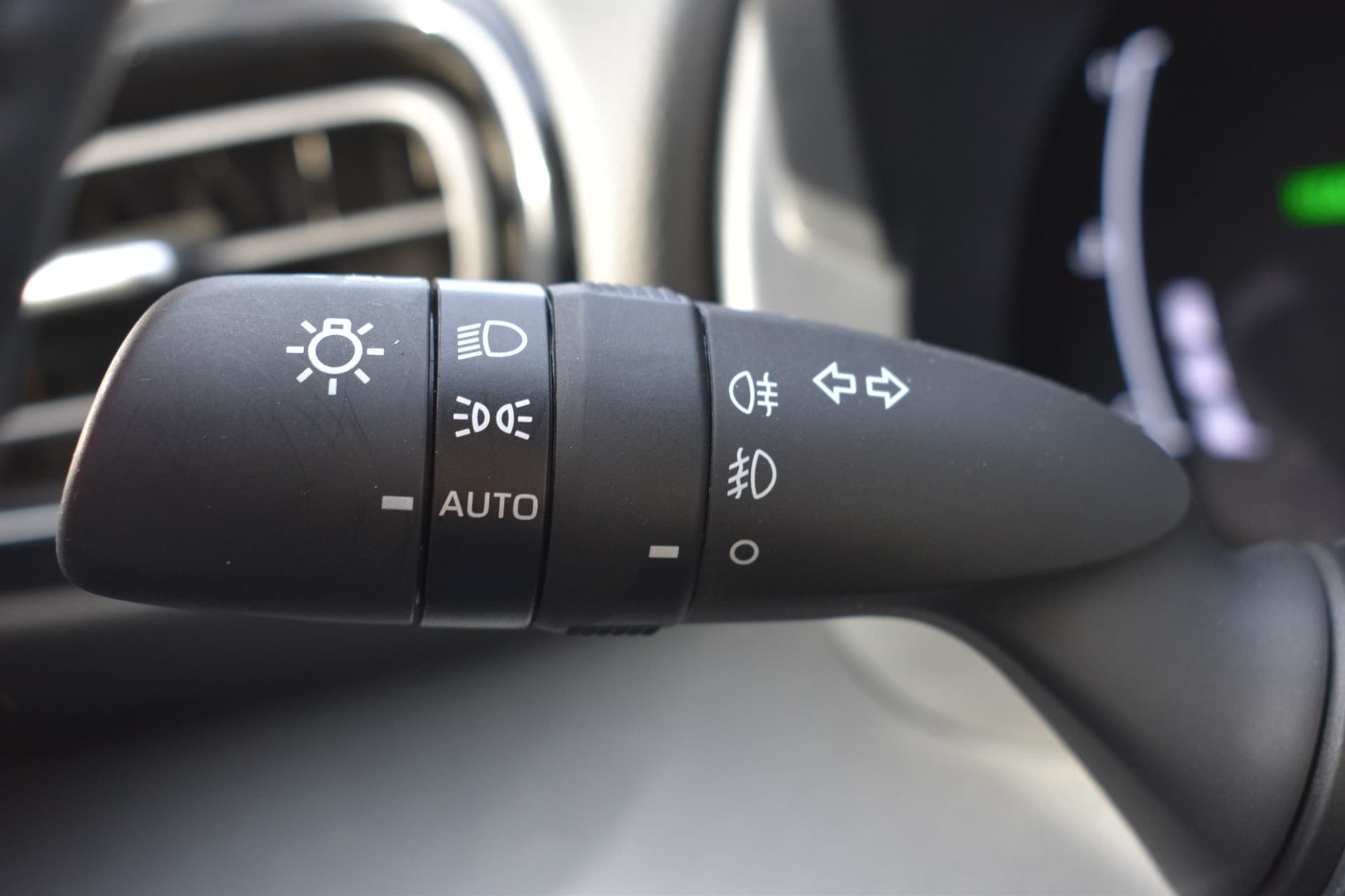 Toyota Yaris 1.5 Hybrid 115 First Edition Limited Automaat 116pk thumbnail 16