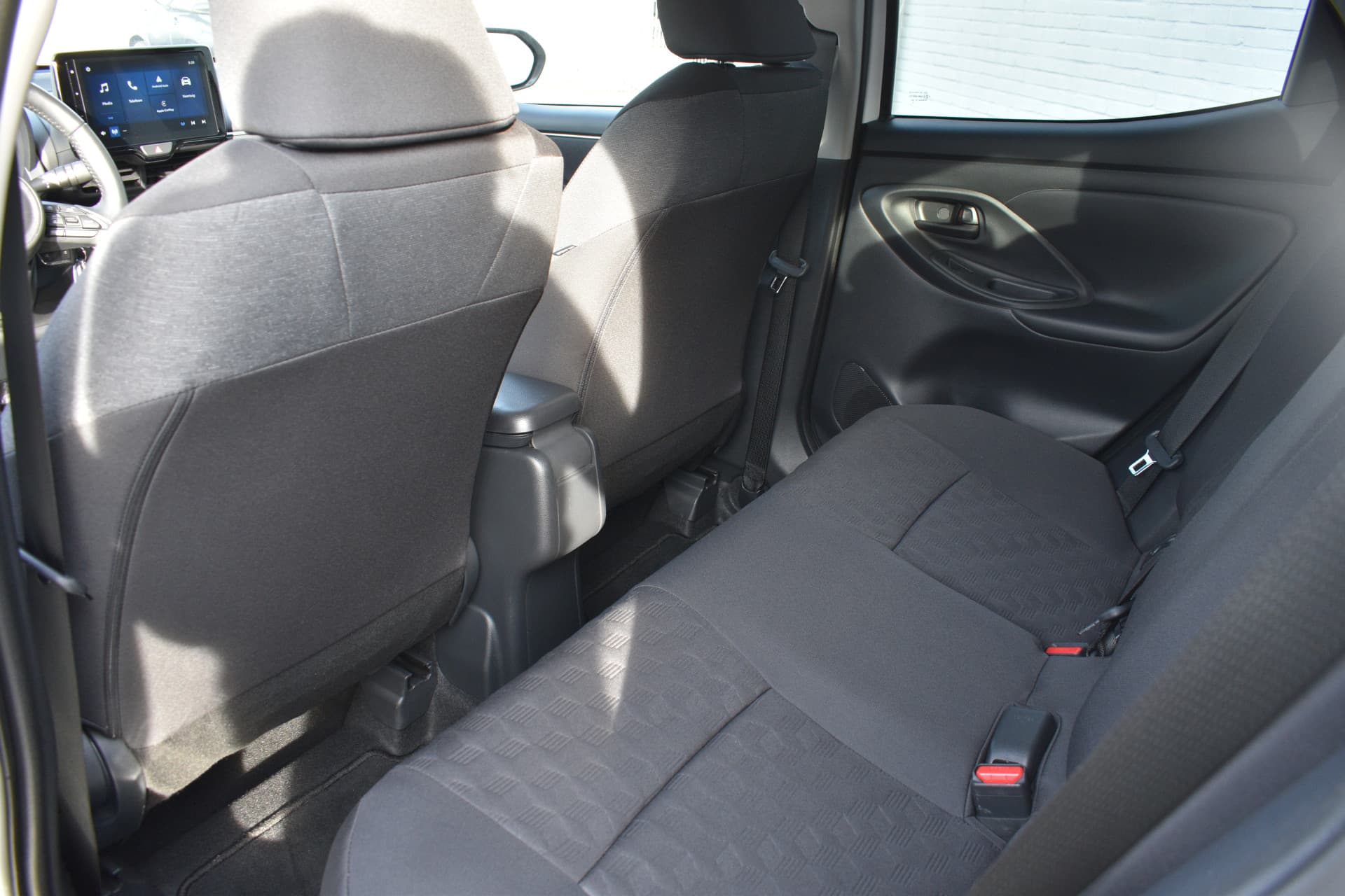 Toyota Yaris 1.5 Hybrid 115 First Edition Limited Automaat 116pk thumbnail 22