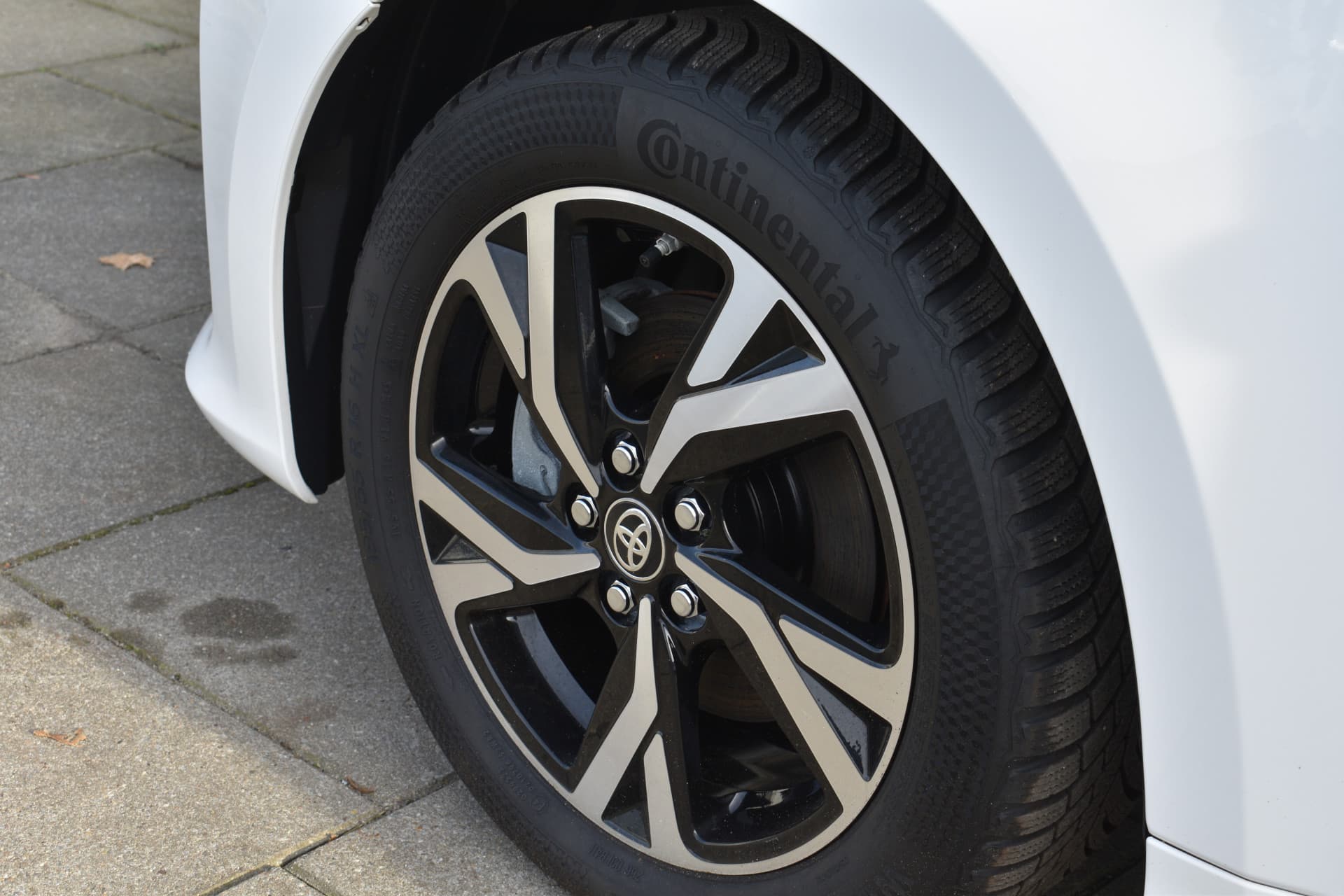 Toyota Yaris 1.5 Hybrid 115 First Edition Limited Automaat 116pk thumbnail 23