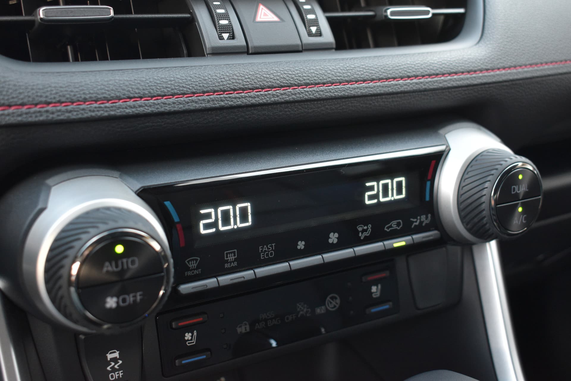 Toyota RAV4 2.5 Plug-in Hybrid AWD Bi-Tone Plus Automaat 306pk thumbnail 9