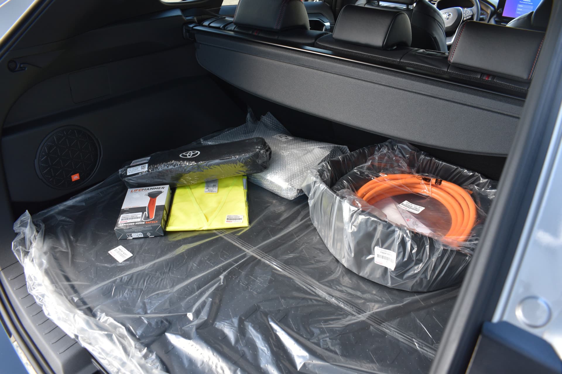 Toyota RAV4 2.5 Plug-in Hybrid AWD Bi-Tone Plus Automaat 306pk thumbnail 19