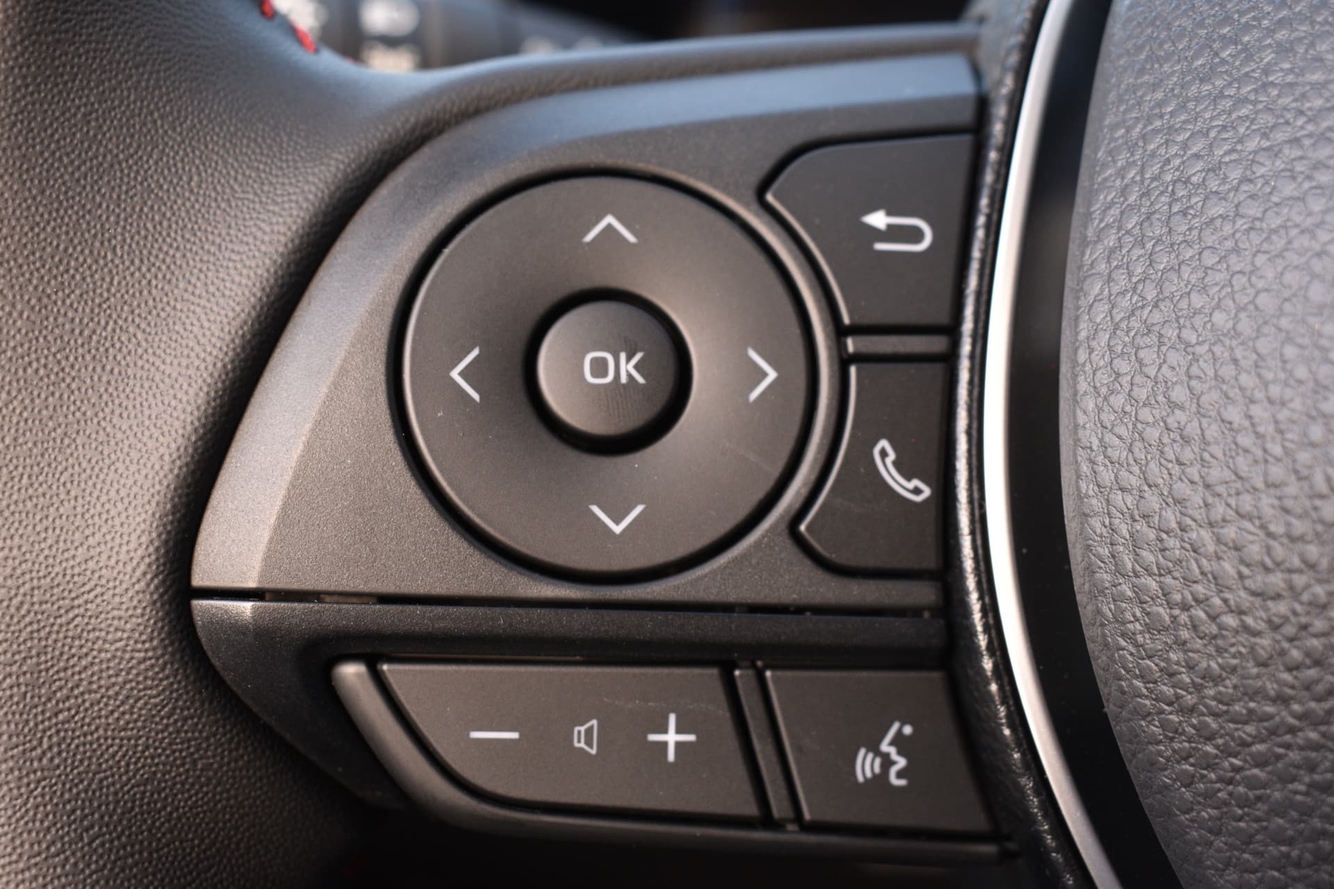 Toyota RAV4 2.5 Plug-in Hybrid AWD Bi-Tone Plus Automaat 306pk thumbnail 24