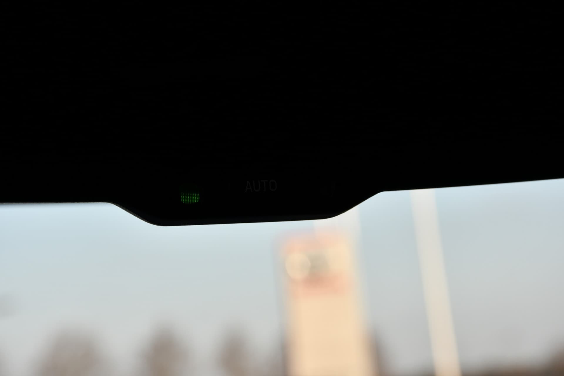 Toyota C-HR 1.8 Hybrid Style Luxury thumbnail 31