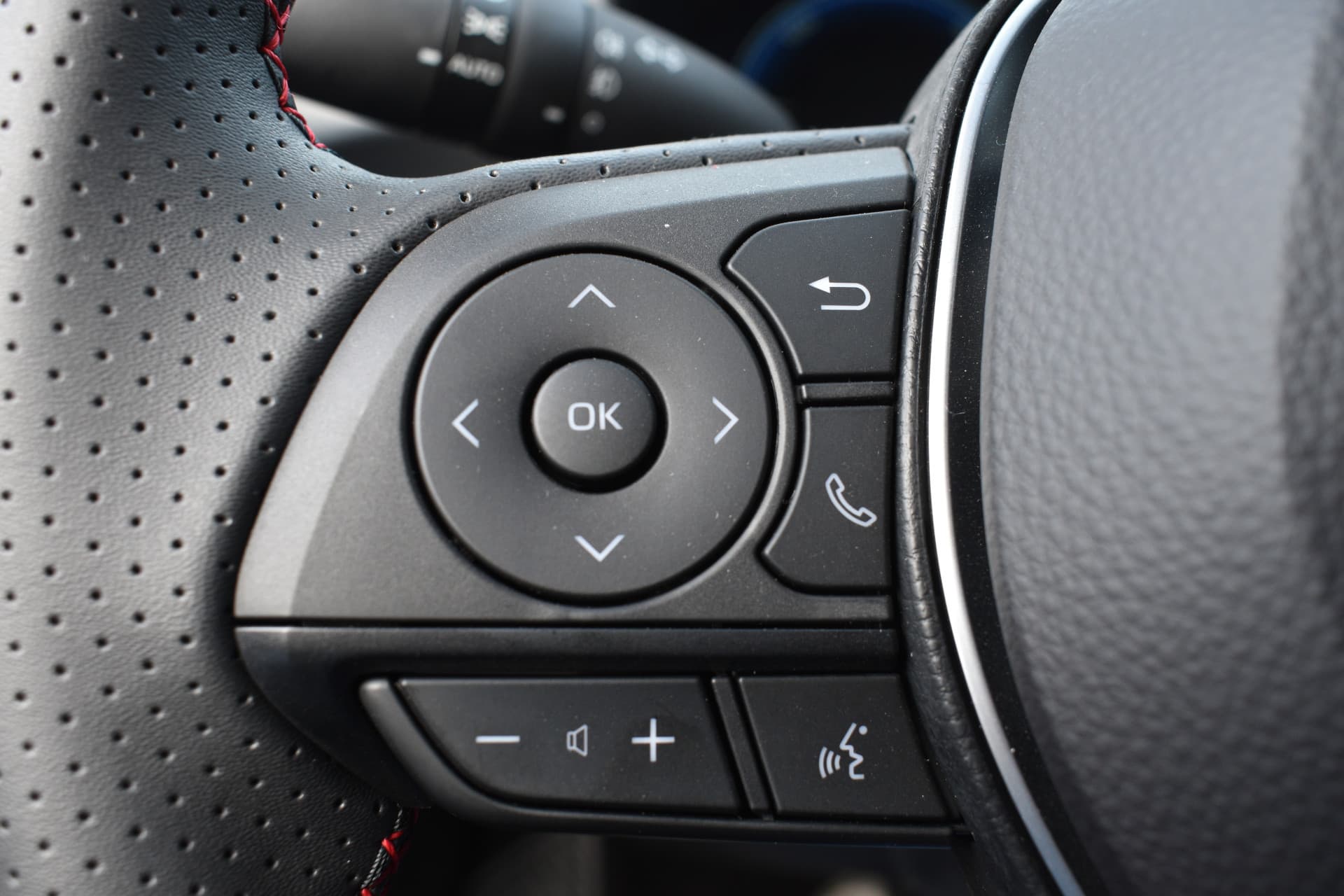 Toyota Corolla Touring Sport Hybrid 180 GR Sport Automaat 178Pk thumbnail 19