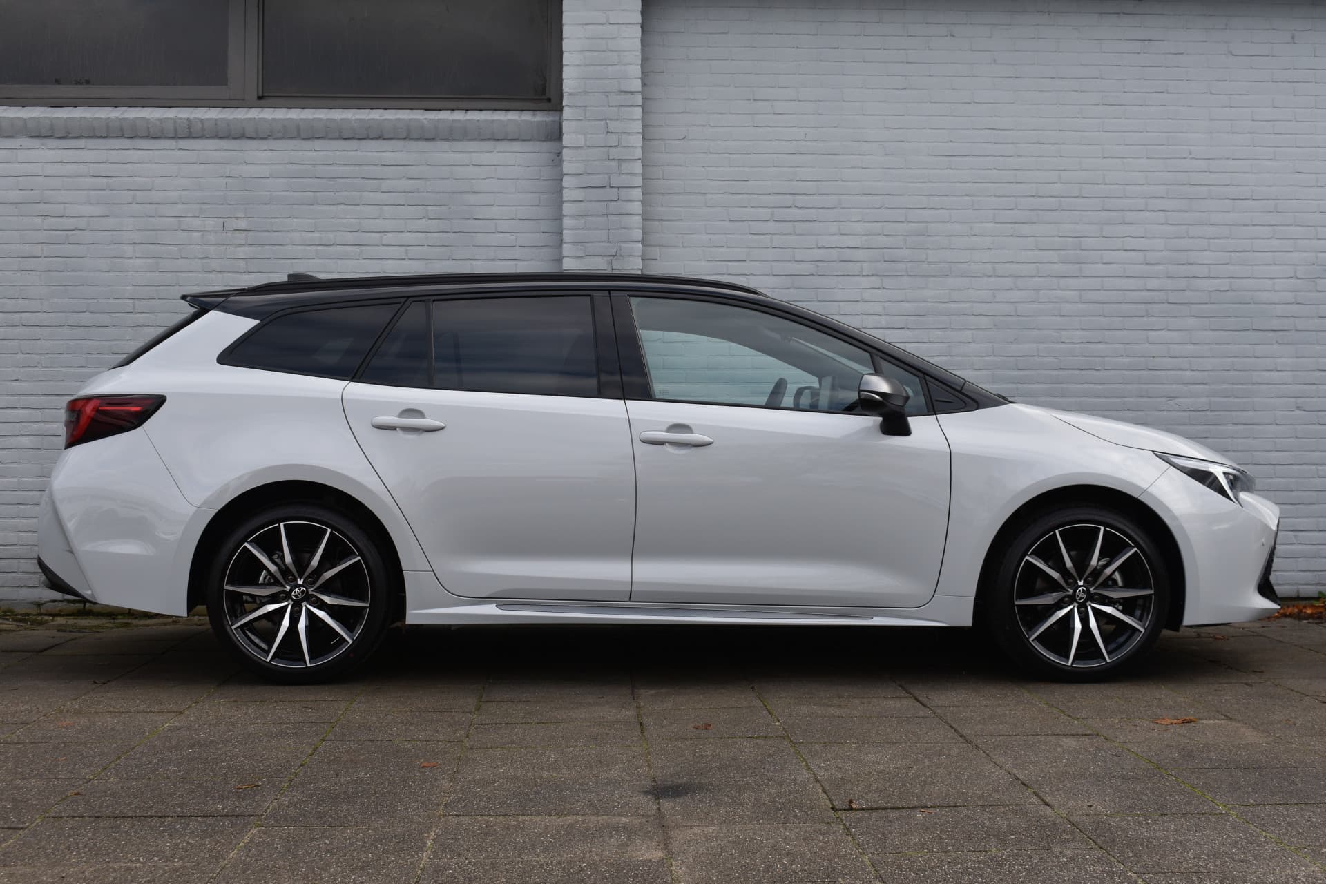 Toyota Corolla Touring Sport Hybrid 180 GR Sport Automaat 178Pk thumbnail 22